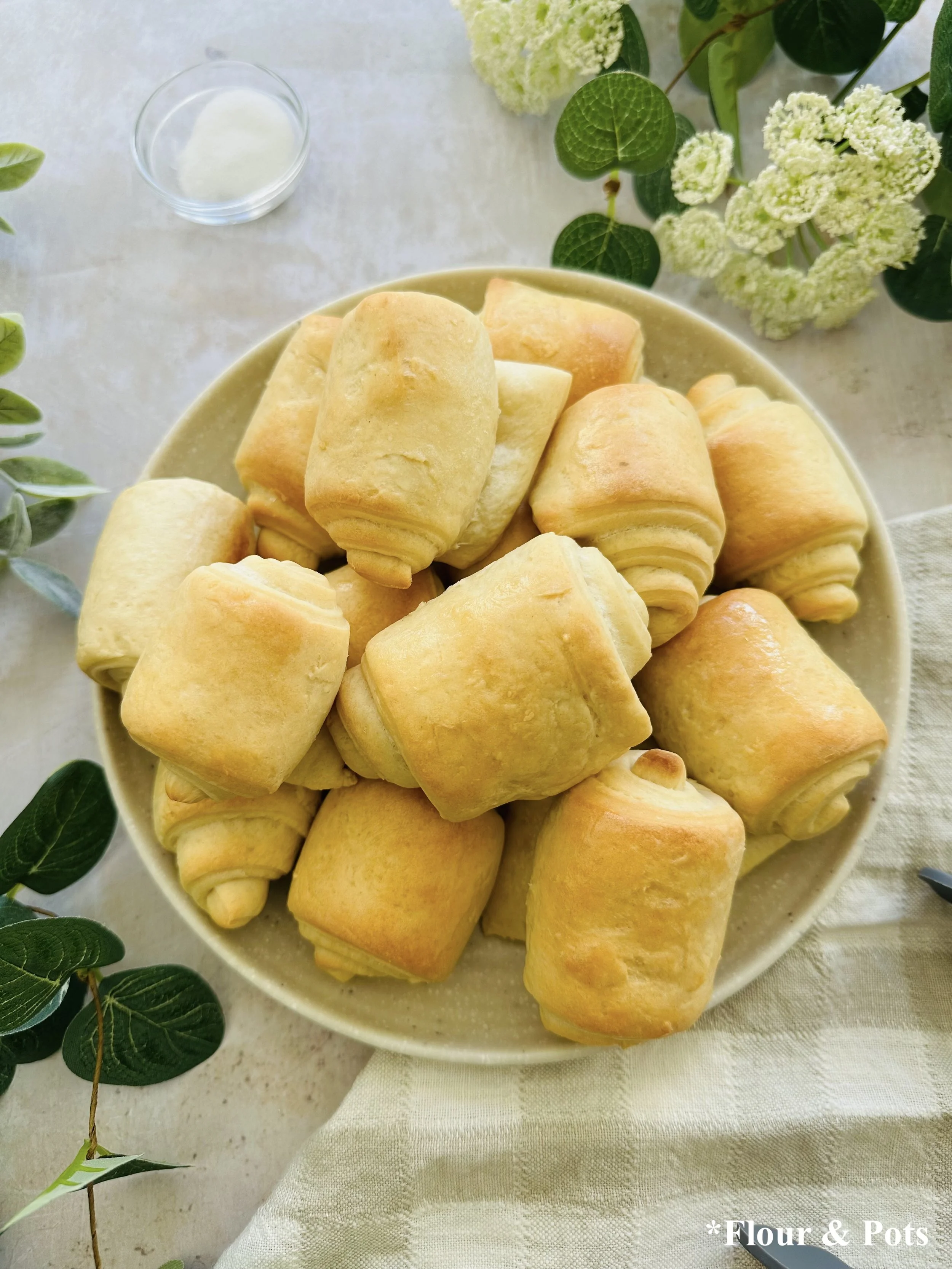 Easy Homemade Soup Rolls