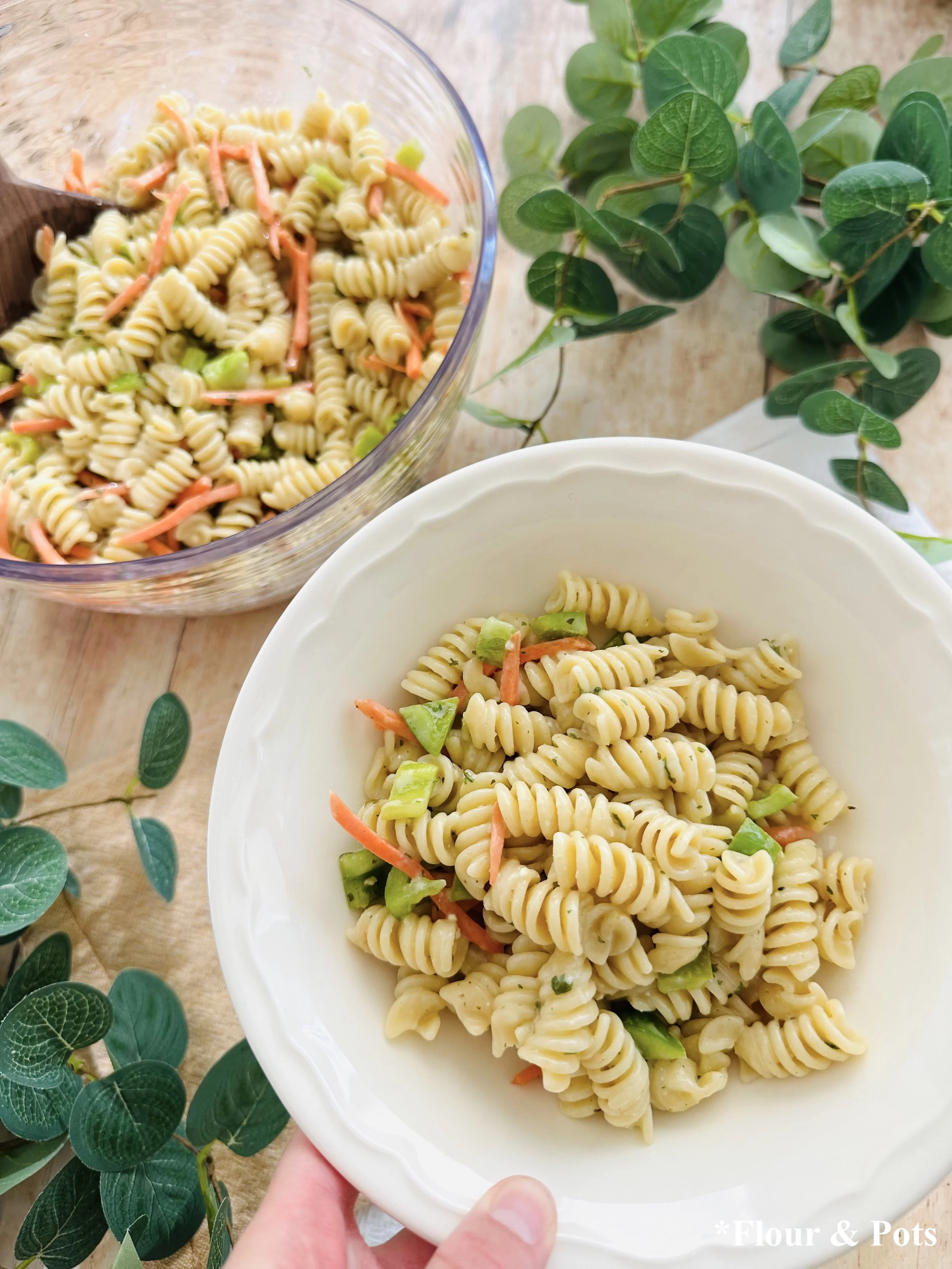 Quick and Easy Creamy Italian Pasta Salad