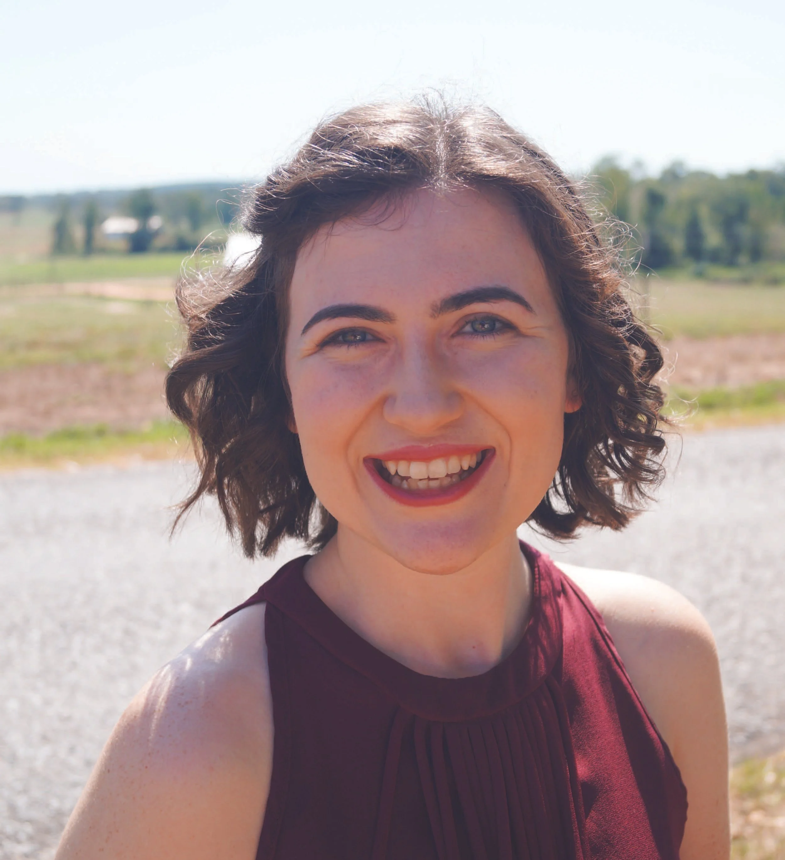 Michaela Headshot 2023.jpg