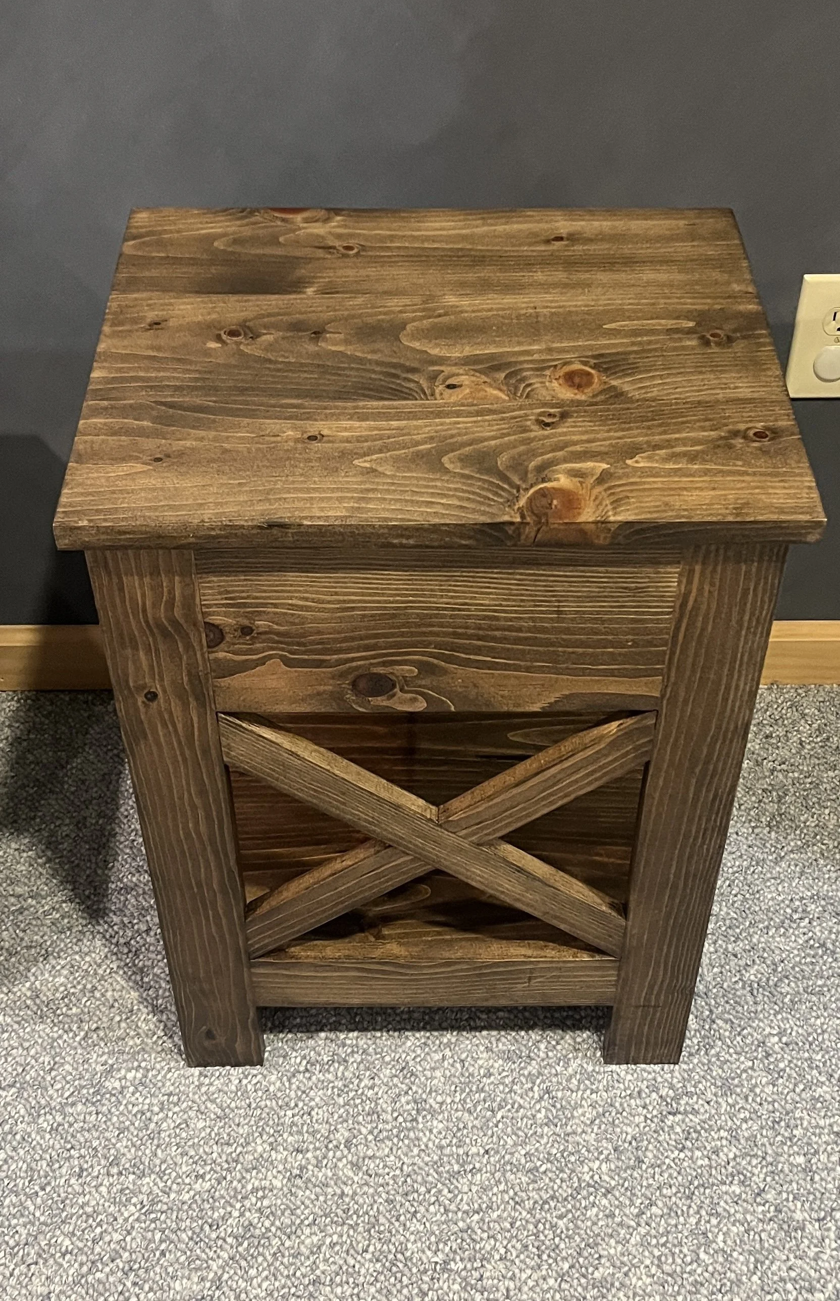 FARMHOUSE END TABLE