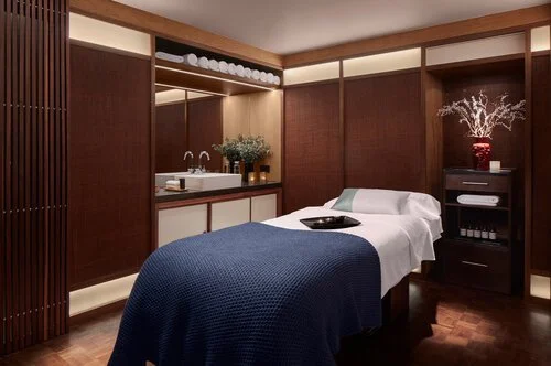 Nobu MC_FOH_spa.jpeg