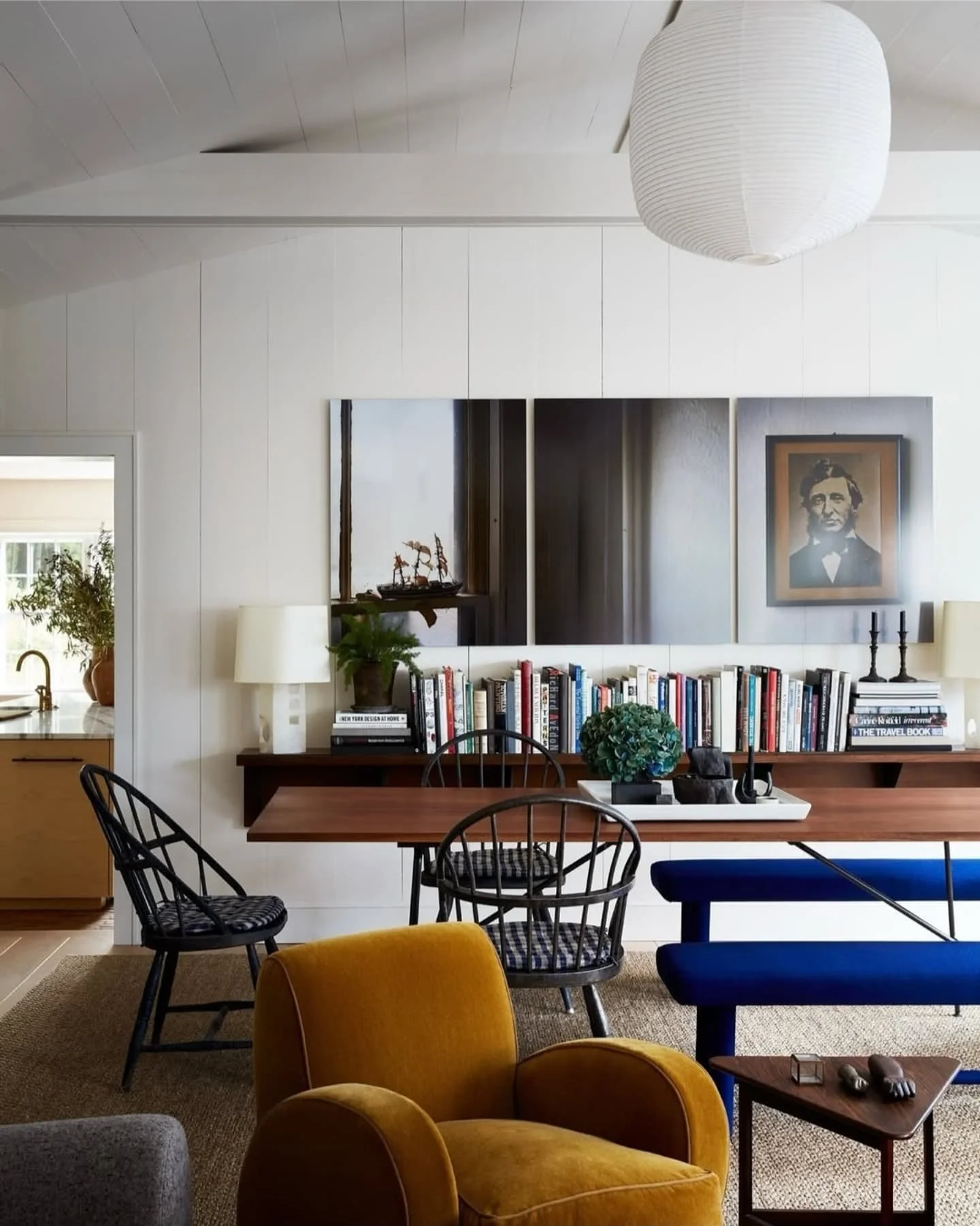 Perfectly vibrant, warm, and welcoming 

Interior Design by @shawnhenderson 

#interiordesign #homedesign