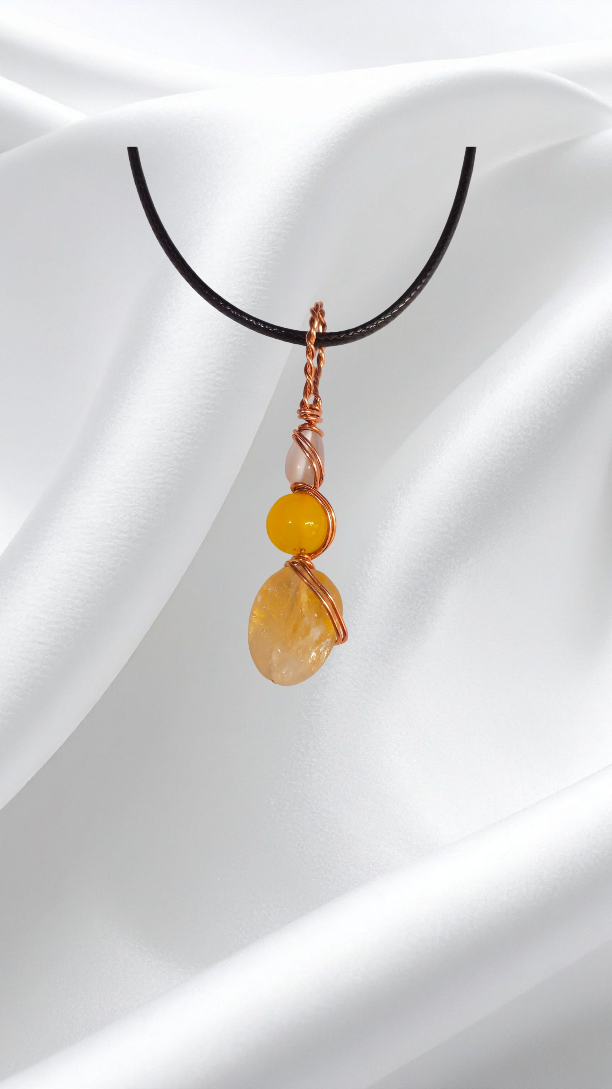 Sunveil Petite Pendant.png