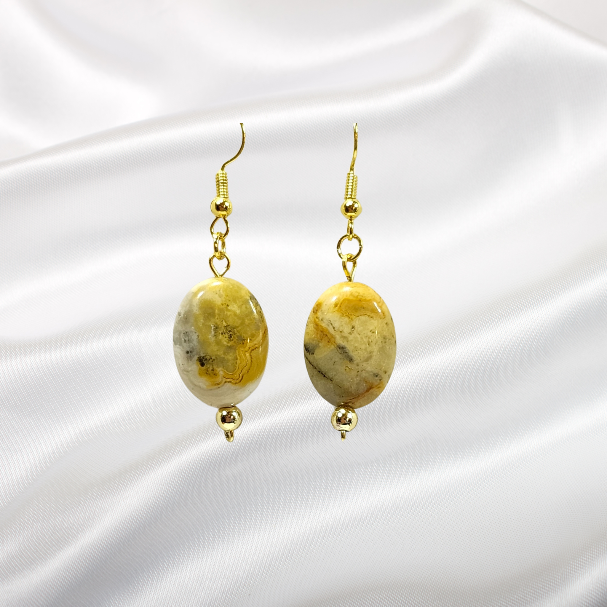 Bumblebee Jasper Earing 02.png