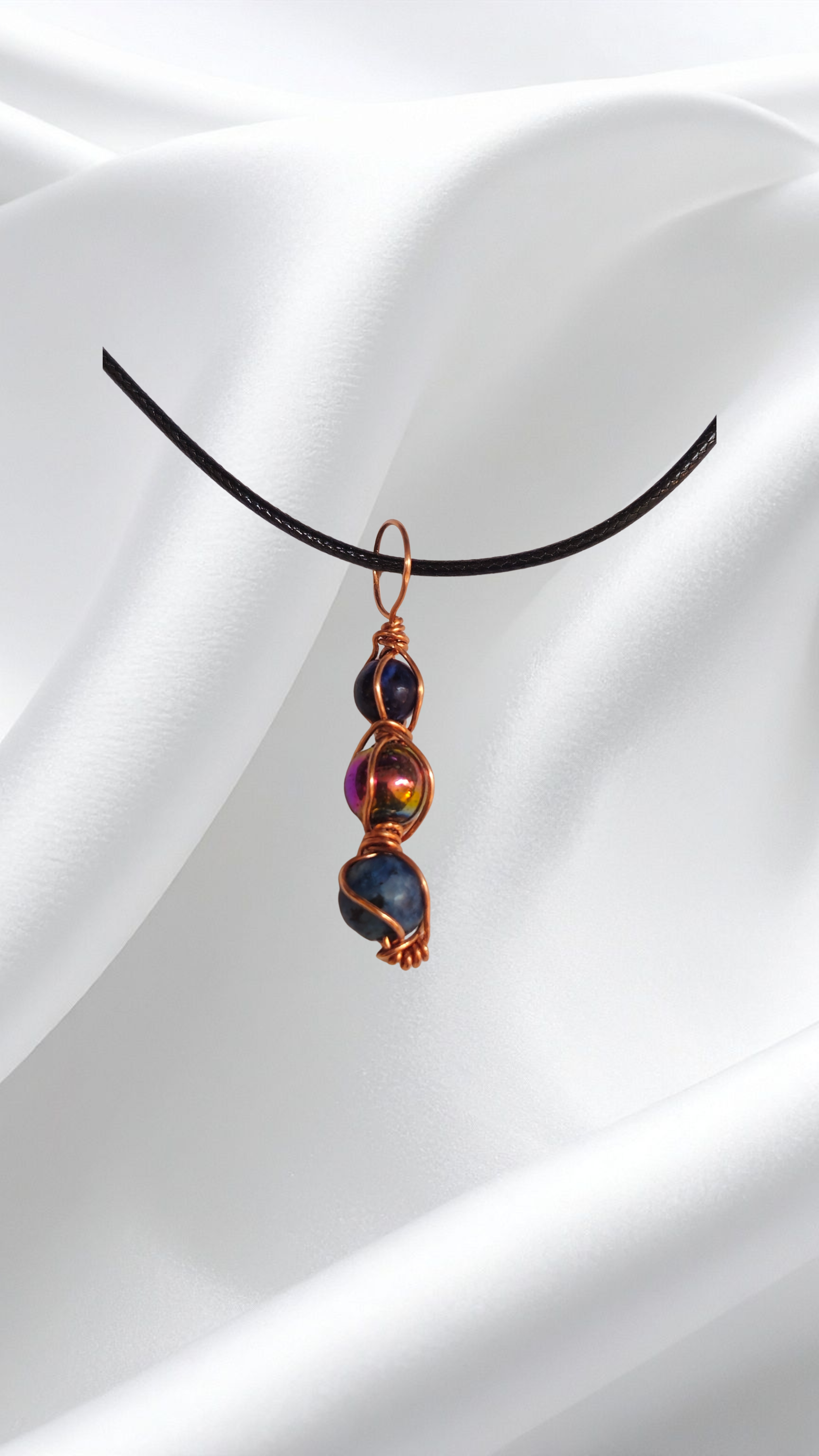 Prism Root Petite Pendant  .png