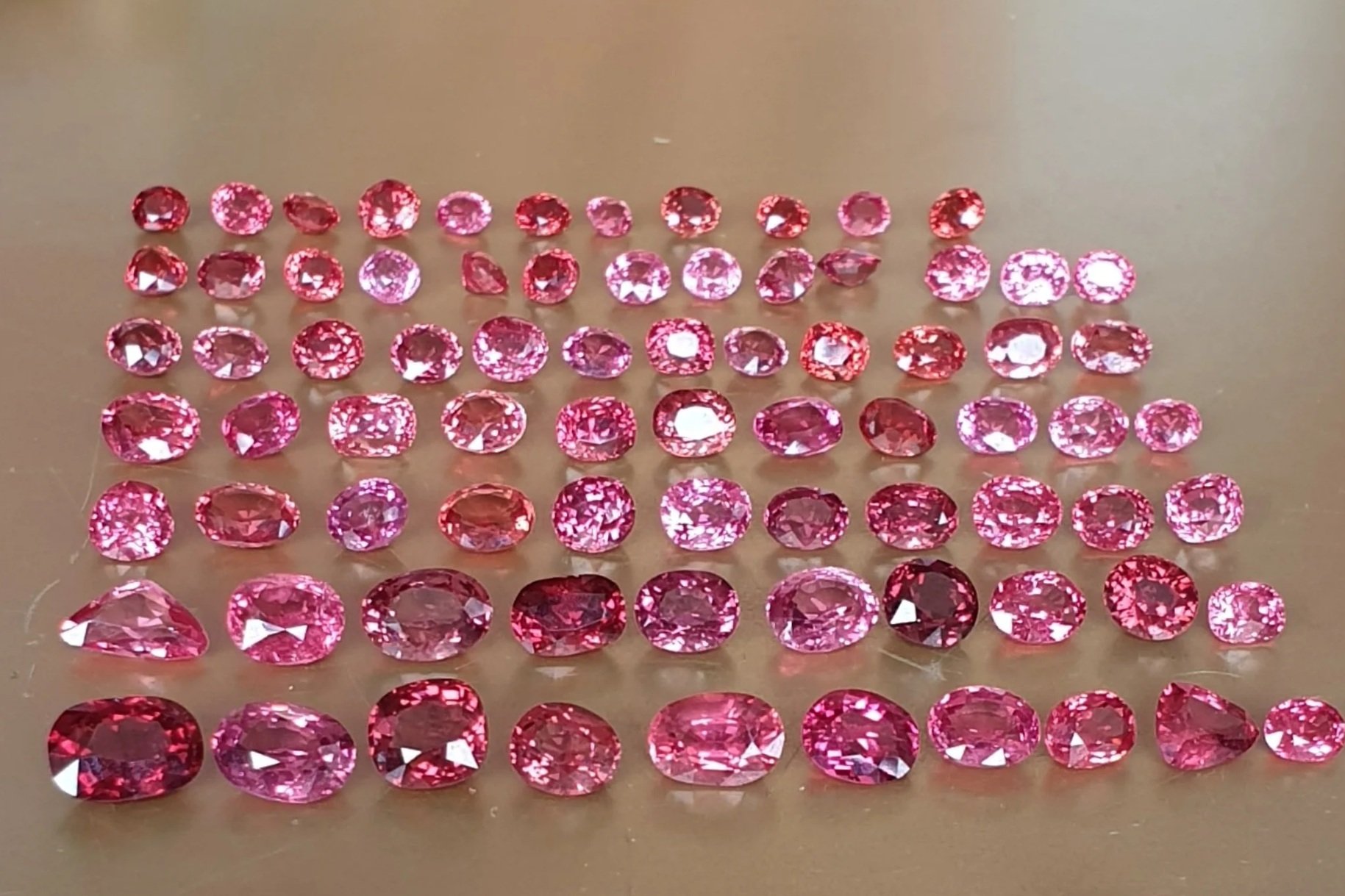 Spinel Selection at the Luc Yen Gem Market 