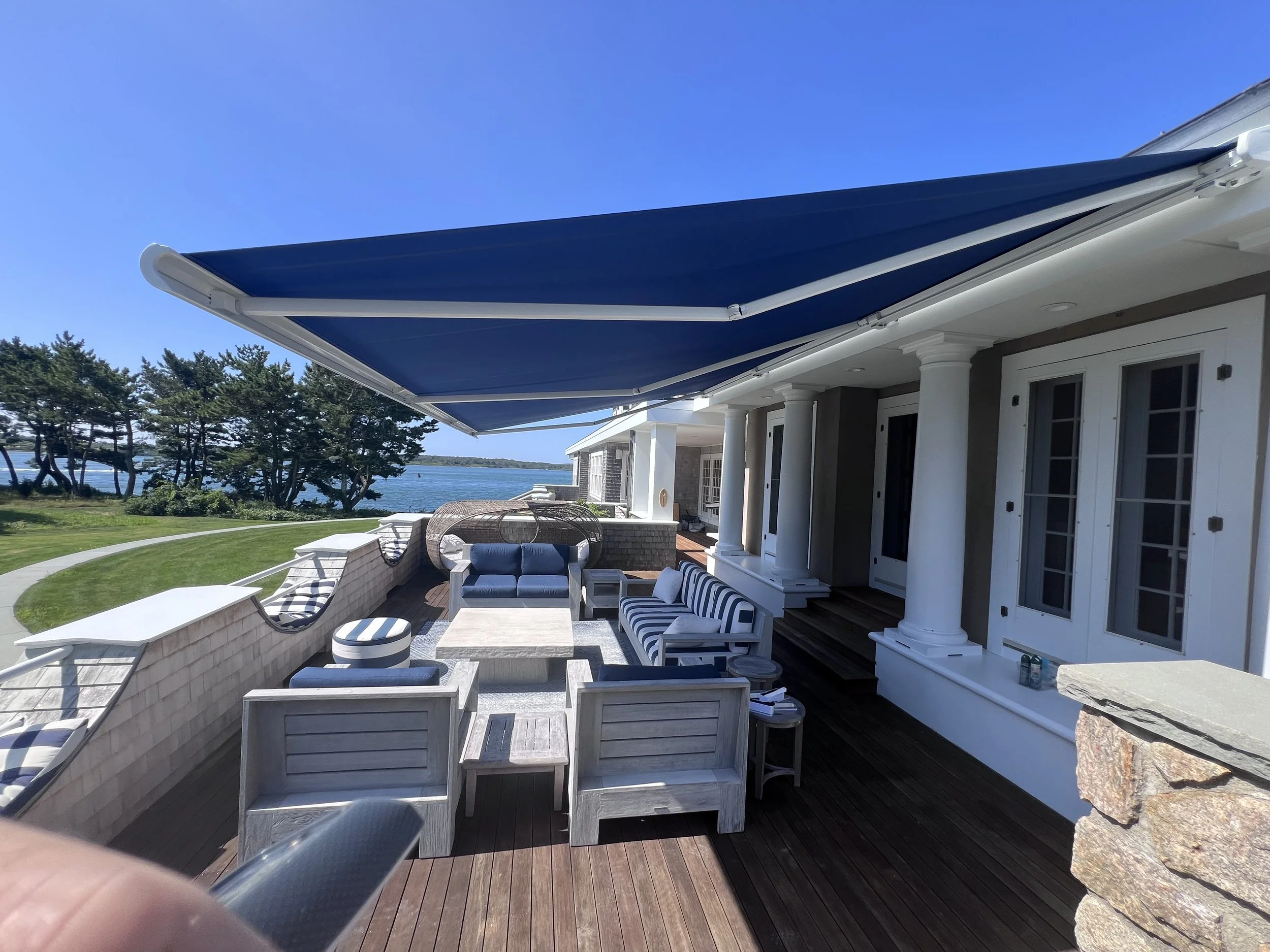 Residential &amp; Retractable Awnings for Home