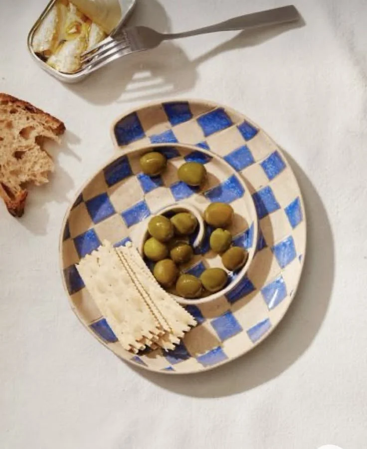 Sip &amp; Sculpt: Charcuterie Board Pottery Workshop 