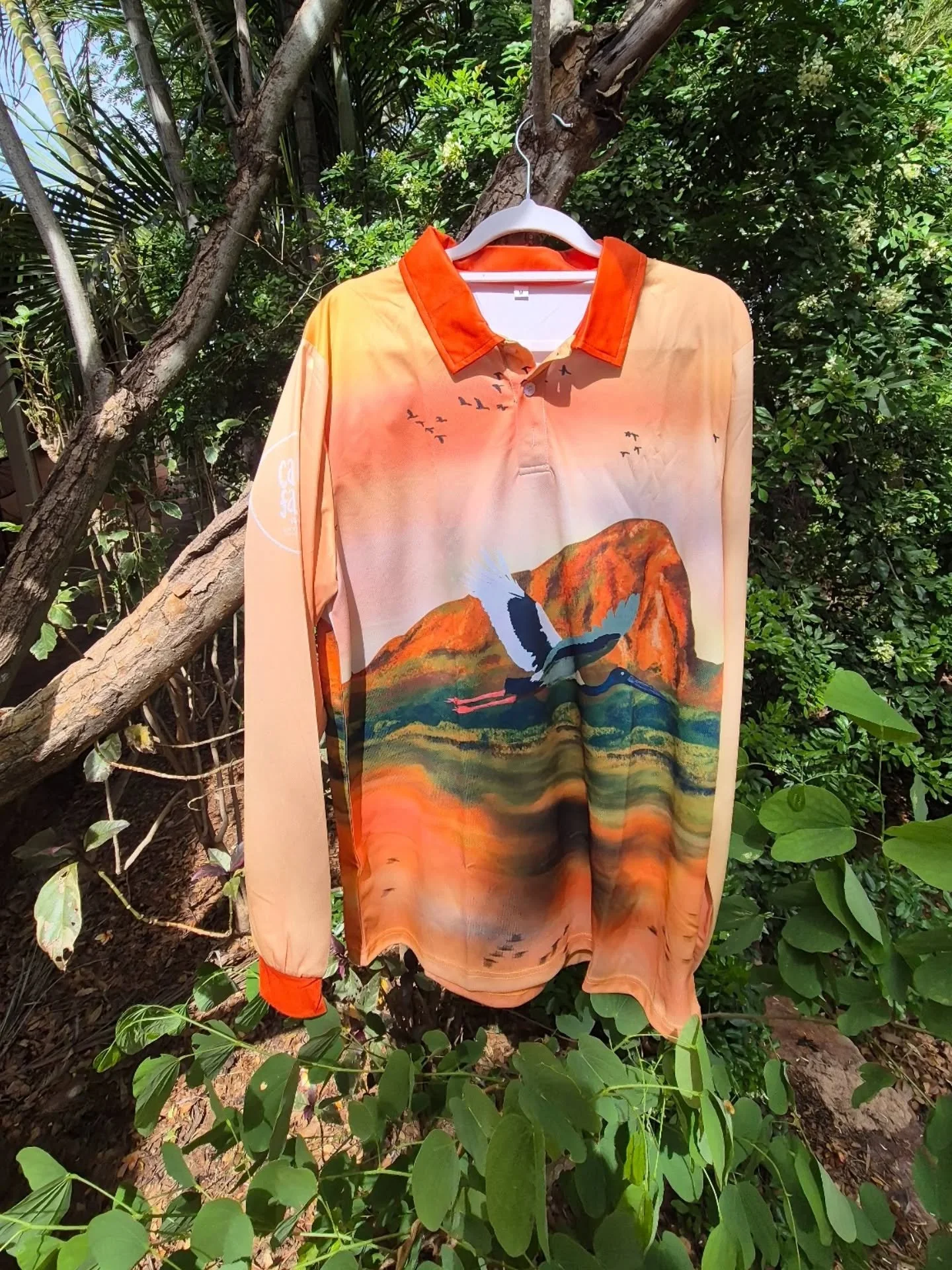 🎄available this Friday at Knx Christmas markets🎄

One day soon I'll get some beautiful wrinkle-free aesthetic photos of these bad boys, but today is not that day 😅

These fishing shirts are so perfect for wearing on all your wet season adventures,
