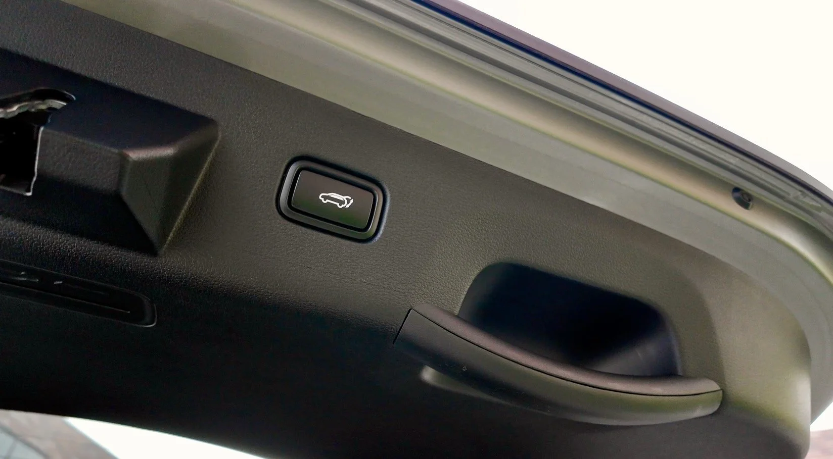 Kia-Sportage-gt-line-hybrid-hev-family-review-baby-and-car64.jpeg