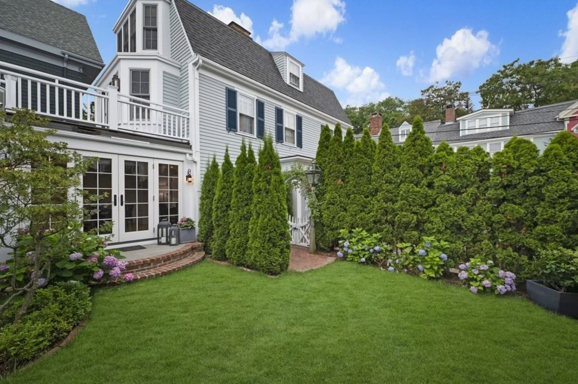 DR ext lisiting pic.JPG