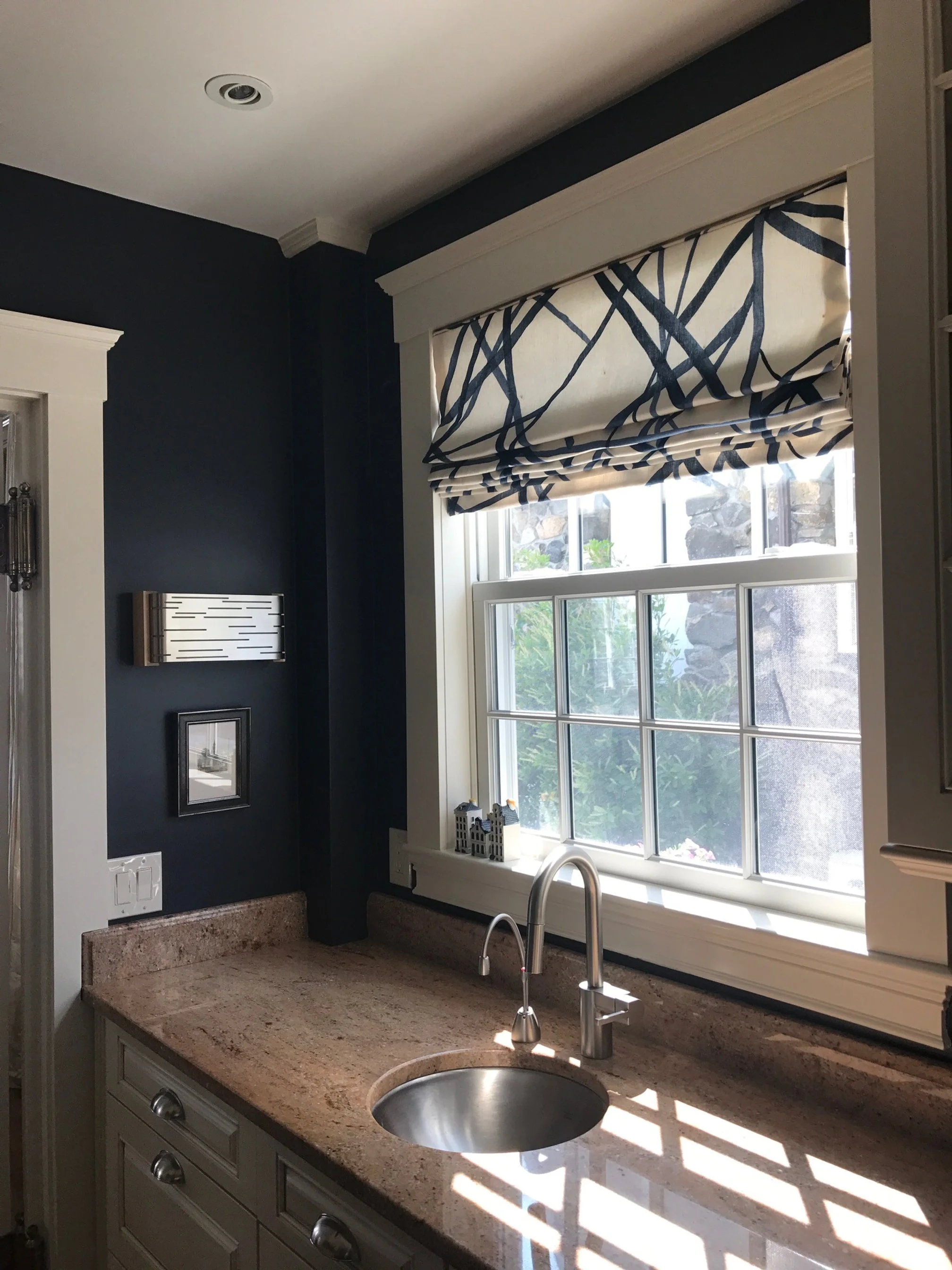 kitchen 2.JPG