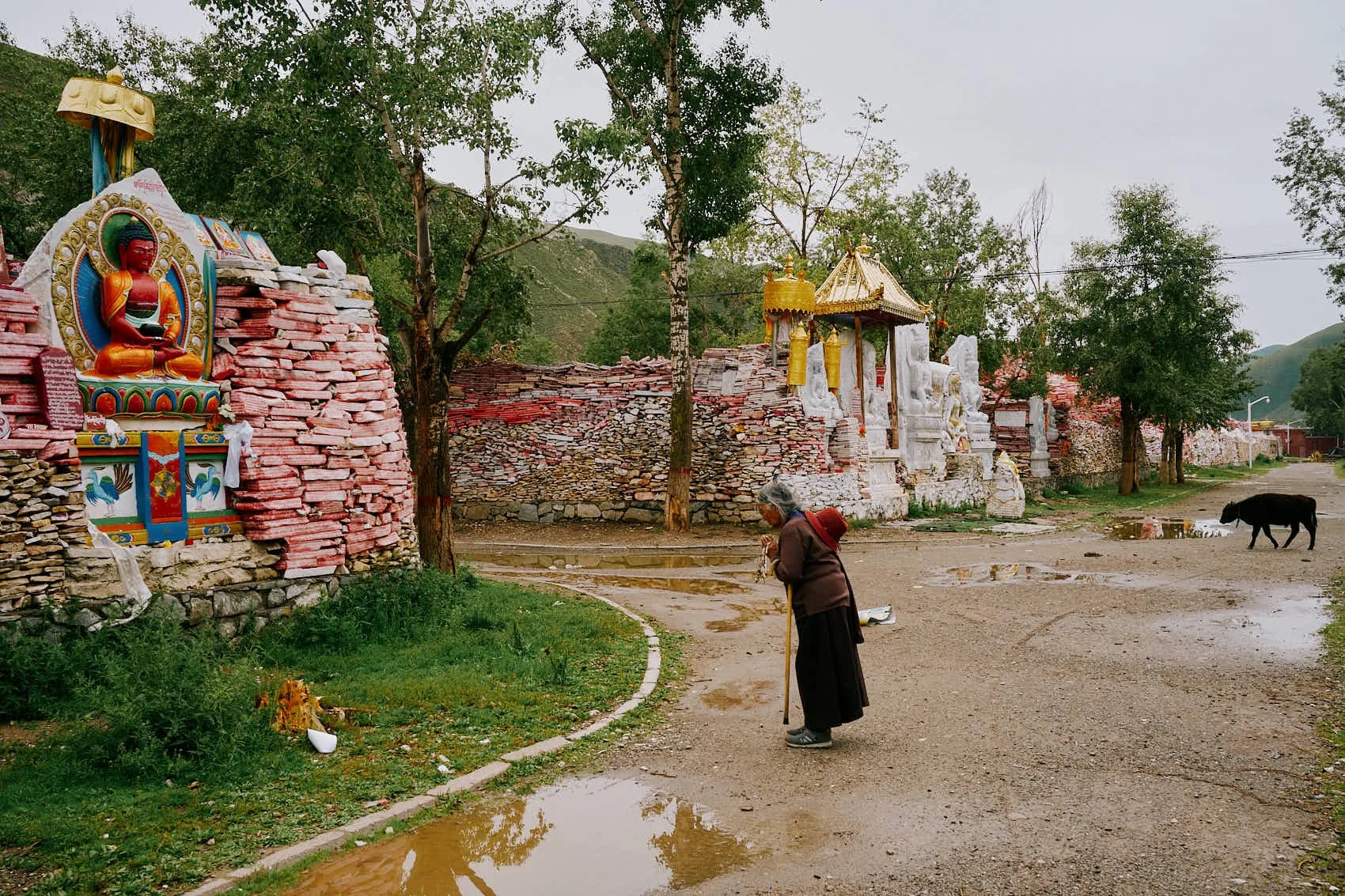 GyanakMani Temple.jpg