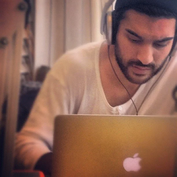 Här jobbar @farre stenhårt. Vi jobbar oxå mycket med att avbryta varandra.