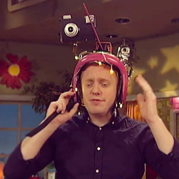 Nu kör vi Ballongjakten på #Bolibompa. Lite som ett levande experiment.