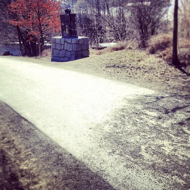 Nacka kommun bjussade Stockholm på 3 meter extra sandsopning. #Kommungräns #vår