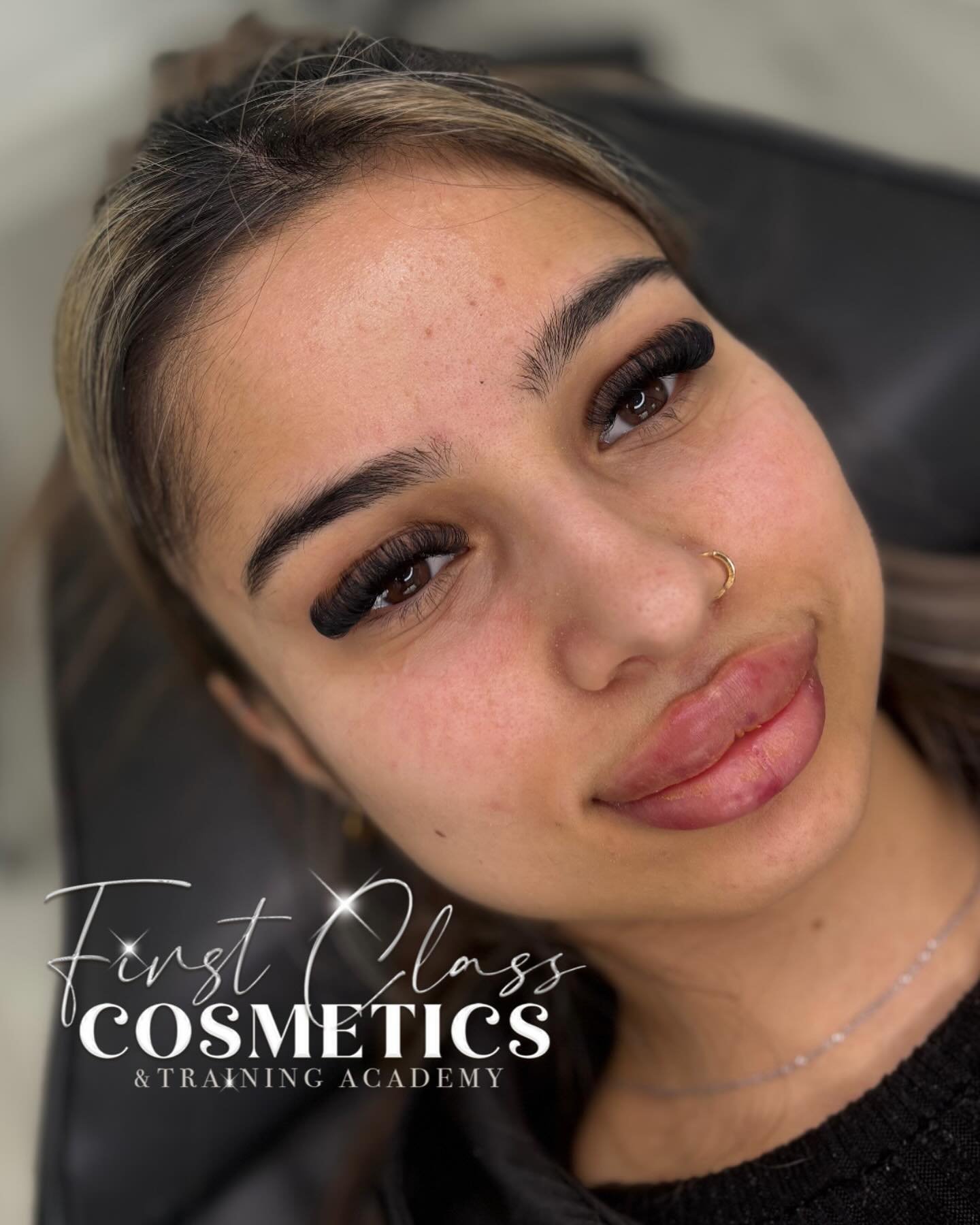 Pretty faces and pretty lashes 🤩🤌🏻

❔Russian full set
💸 &pound;50
🔍 @firstclasssuppliesx 
📍52 Great Bridge, DY4 7EW

📱07864362118 for enquiries
Booking link can be found in our bio🤍