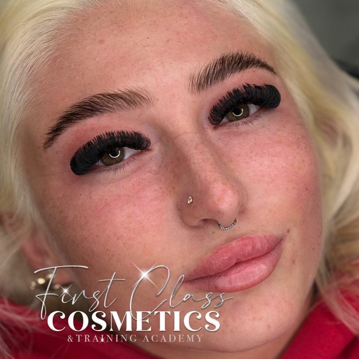 The most perfect dark and full lashes 🫡

❔Russian full set 
💸 &pound;50
🔍 @firstclasssuppliesx 
📍52 Great Bridge, DY4 7EW

Please note our address will be changing from August 5th x

 📱07864362118 for enquiries 
Booking link can be found in our 