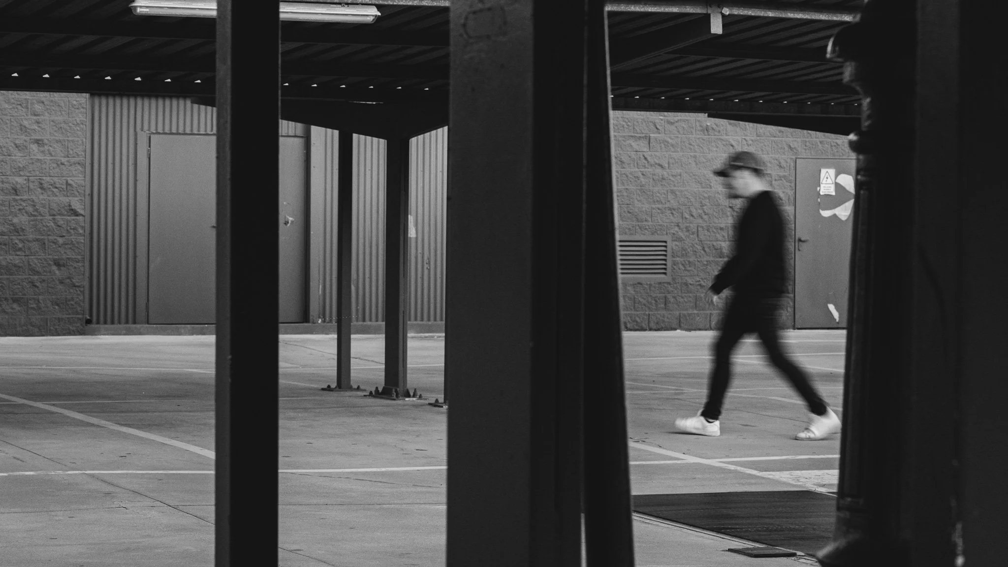 Dirección de arte e identidad visual premium realizada por Victor Broch en Marbella para marcas exclusivas.