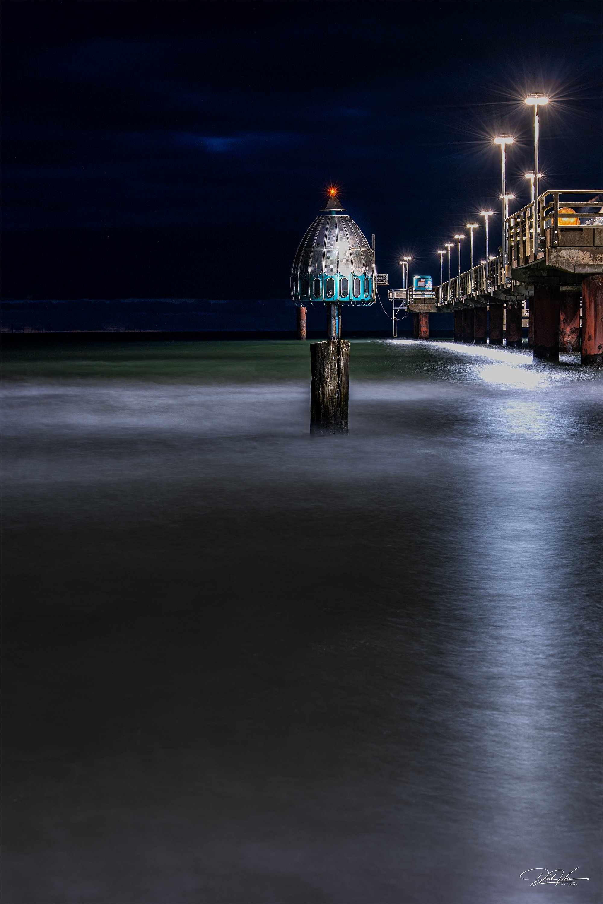 Taucherglocke an der Seebrücke in Zingst