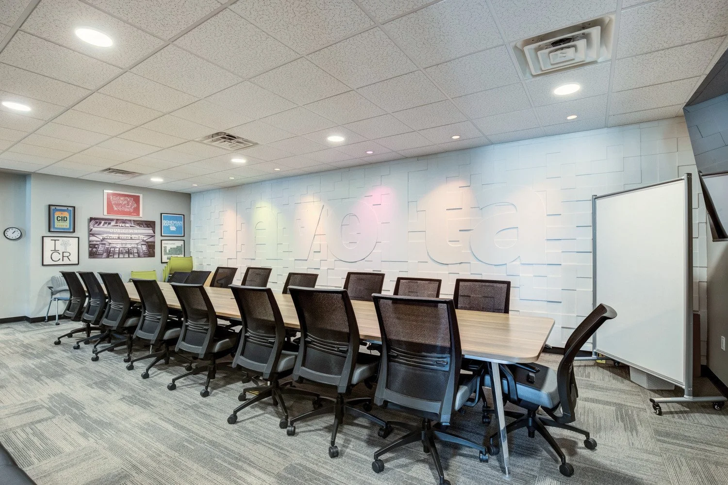 Gravitate Coworking-POI-011 - Edited - Edited.jpg