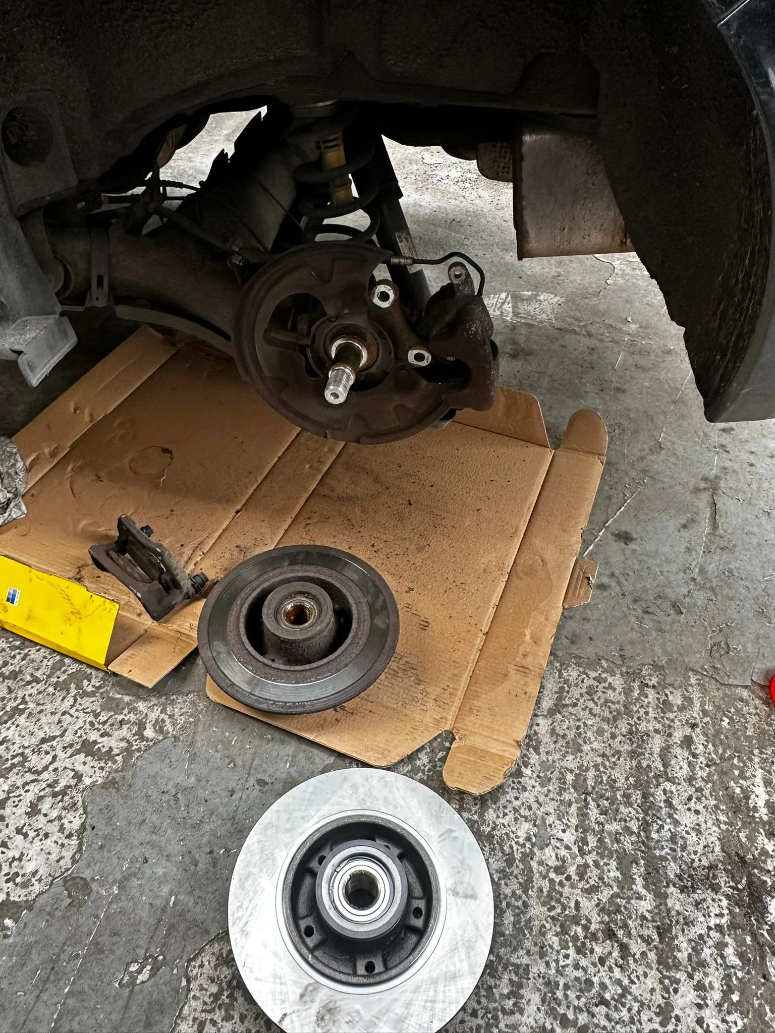 Renault Megane Brake Discs and Pads1.jpeg