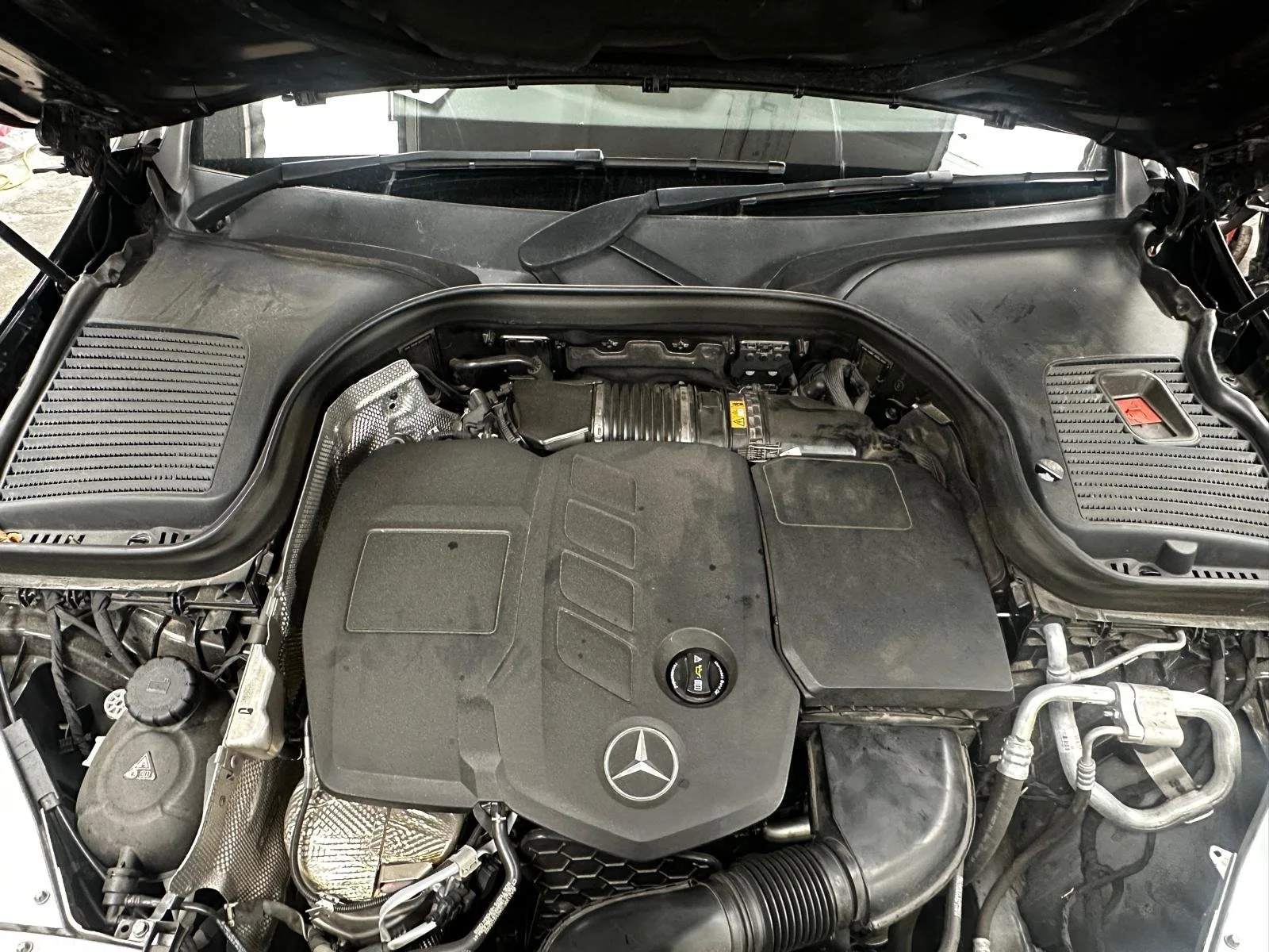 Mercedes_GLC_Service.jpeg
