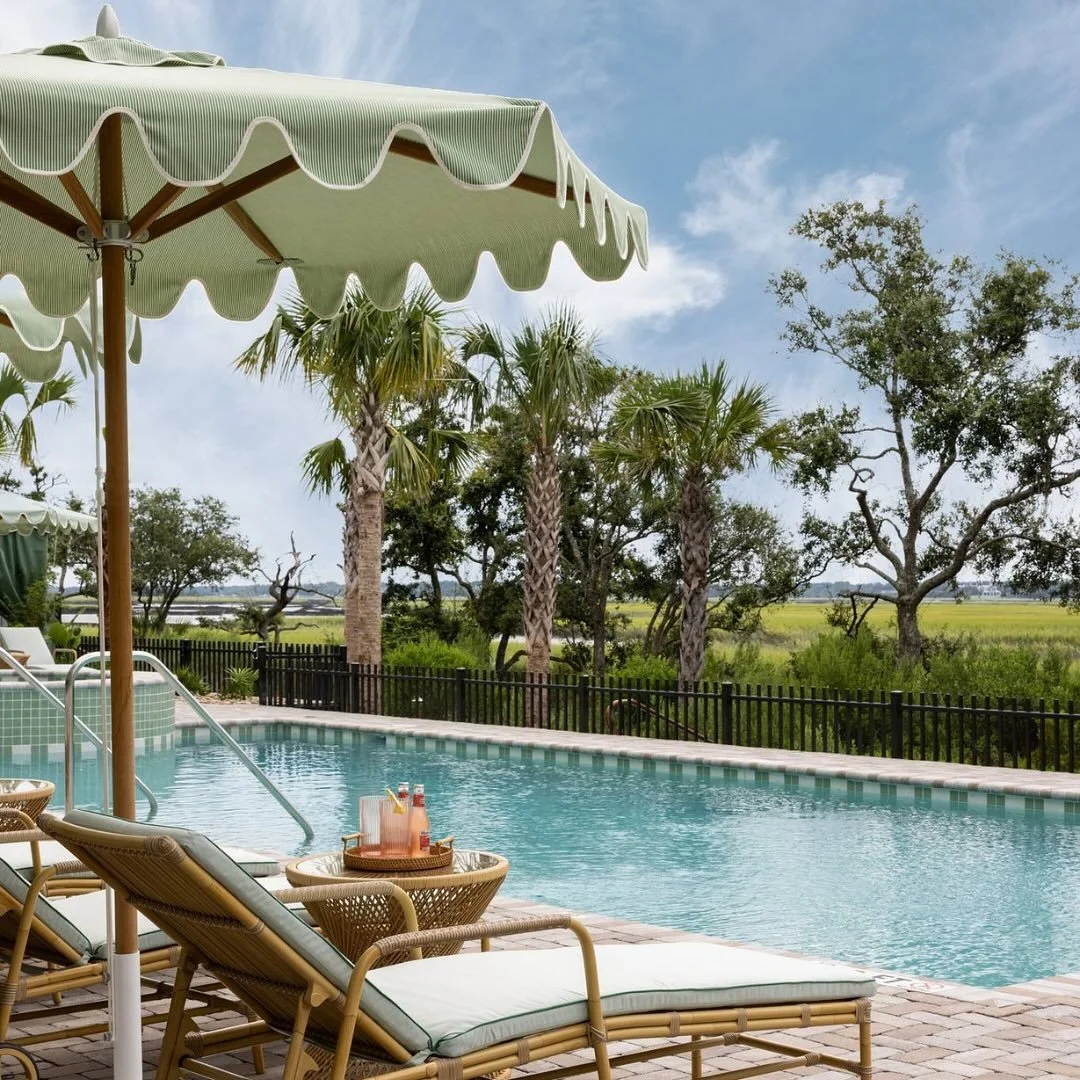 Would you sleep here? @dunlinauberge 

Lowcountry calm meets refined Southern charm at this riverside retreat just outside Charleston. Think breezy porches, salt marsh views, and design that whispers slow down. Book by September 30th for 30% off your