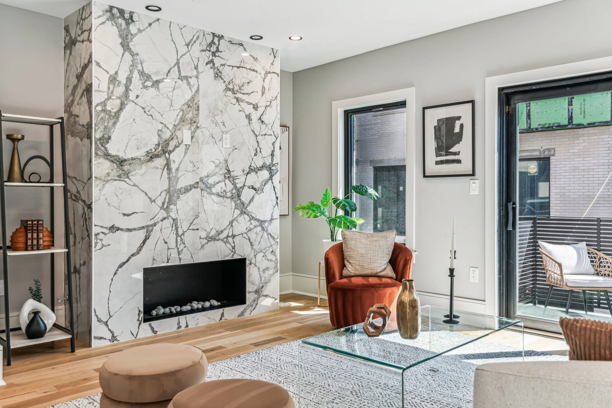 32-custom-706-latona-st-e.jpg