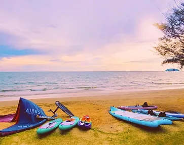 MEGA SUP TEAM RACE (1)_edited.jpg