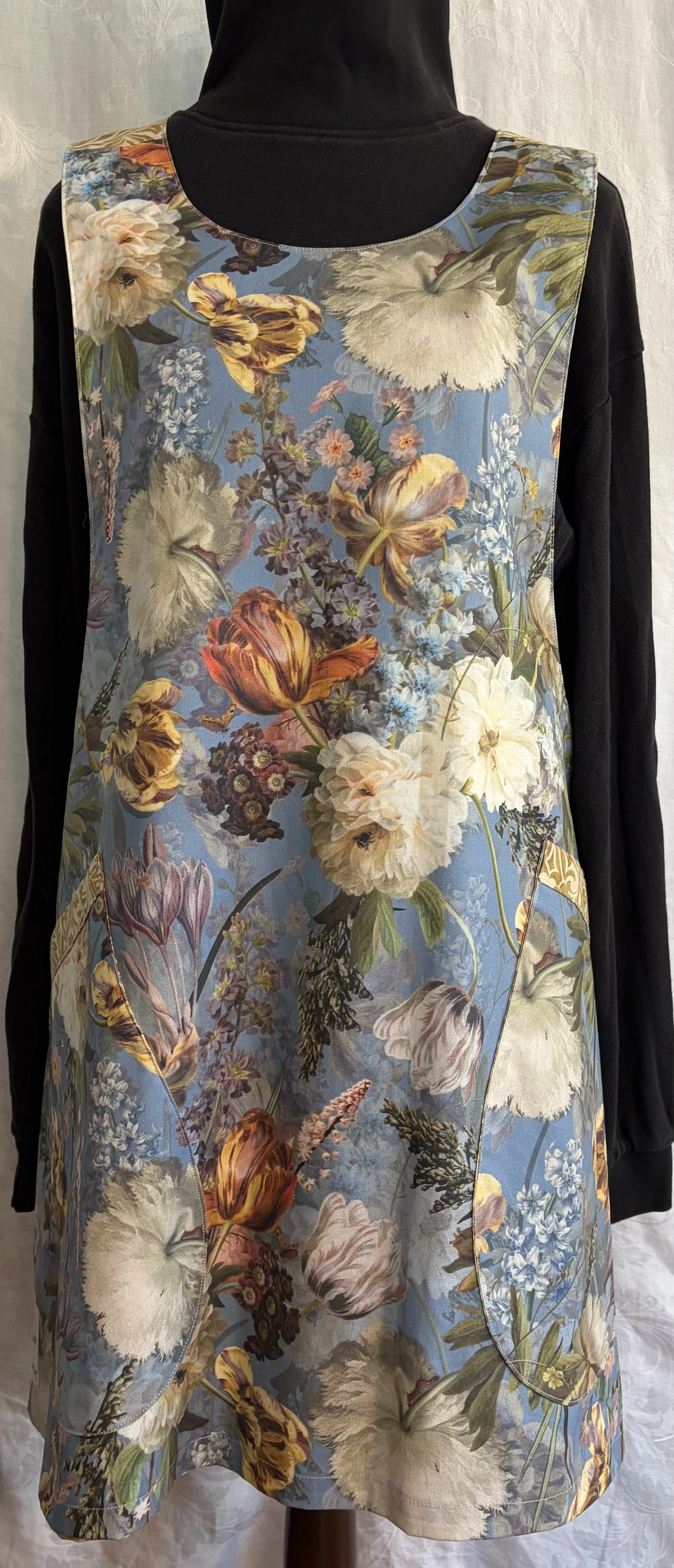 Apron- Reversible Cross Back Pinafore - COTTON: Medium Weight, In Dutch Baroque Floral Style on Blue Background: Size SM