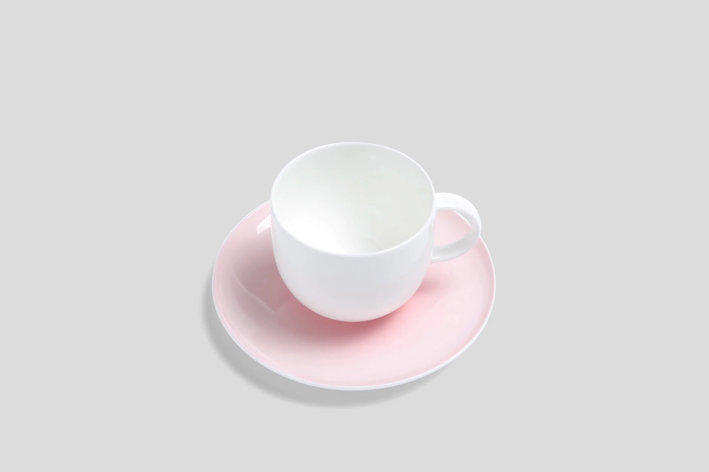 nikkomacaroonteacuppink.jpg