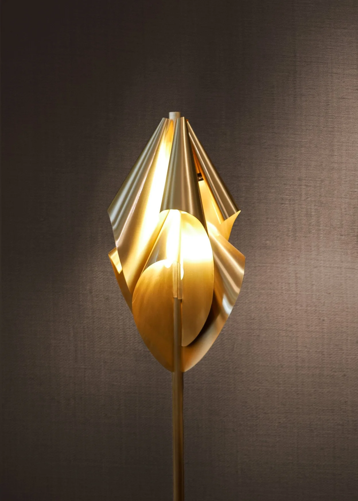 LOBMEYR Orchid Floor Lamp