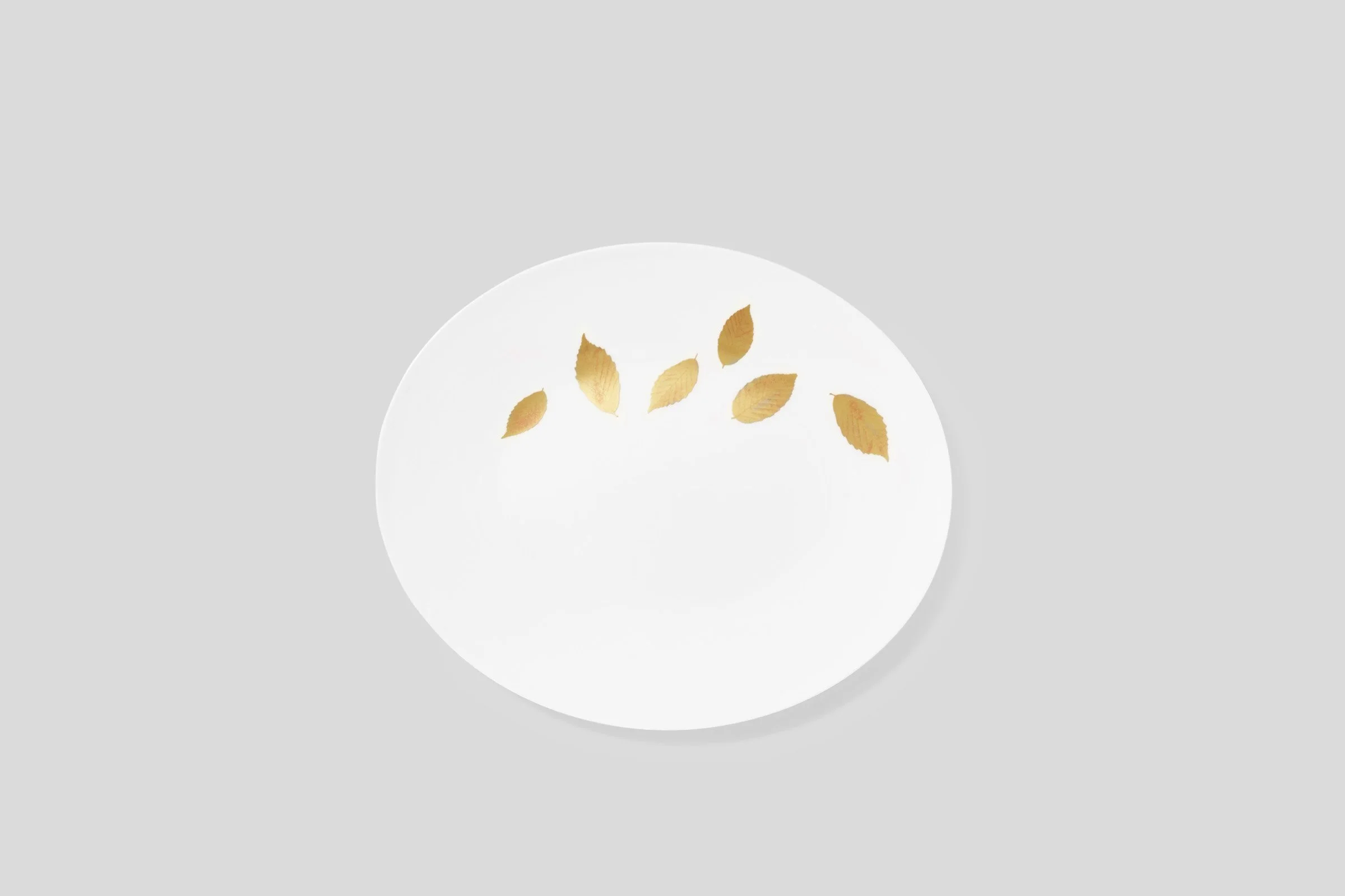bodo_sperlein_golden_leaf_dibbern_32cm oval plate.jpg