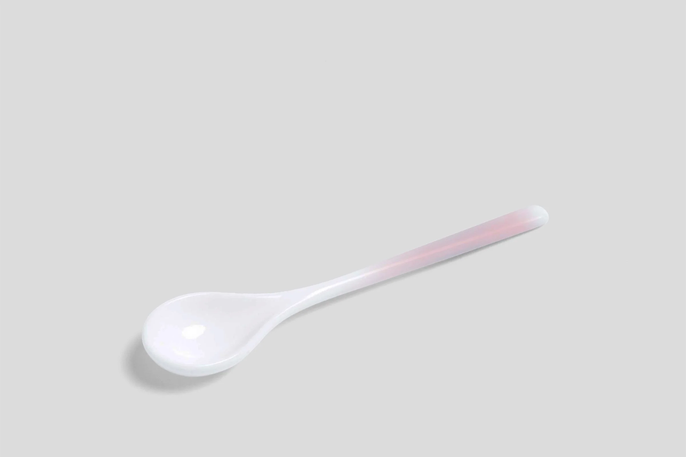 nikkomacaroonspoonpink.jpg