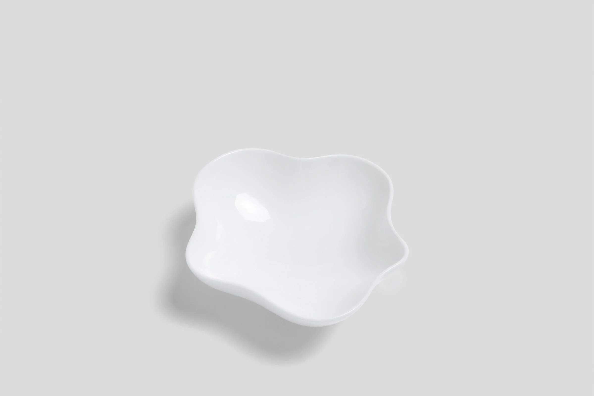 blossomdeepplate14white.jpg