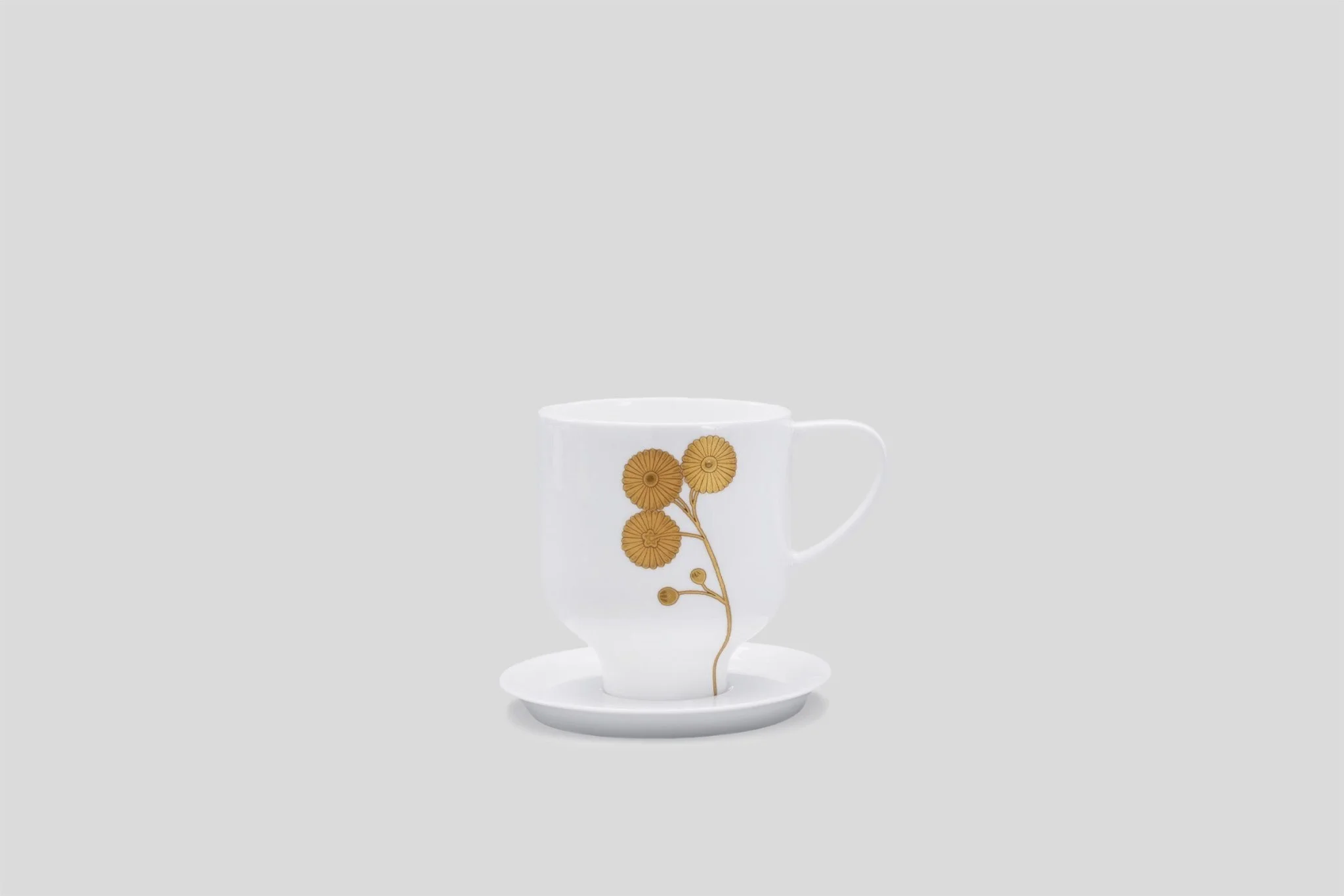cupandsaucer-939409.jpg