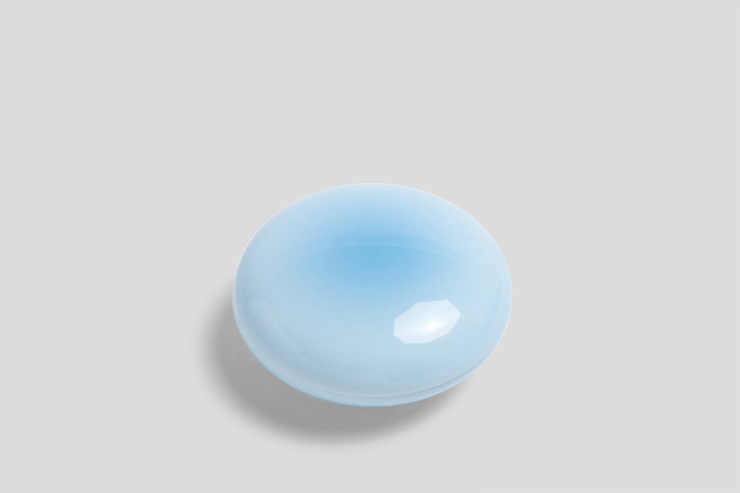 nikkomacaroonliddedbox11aqua.jpg
