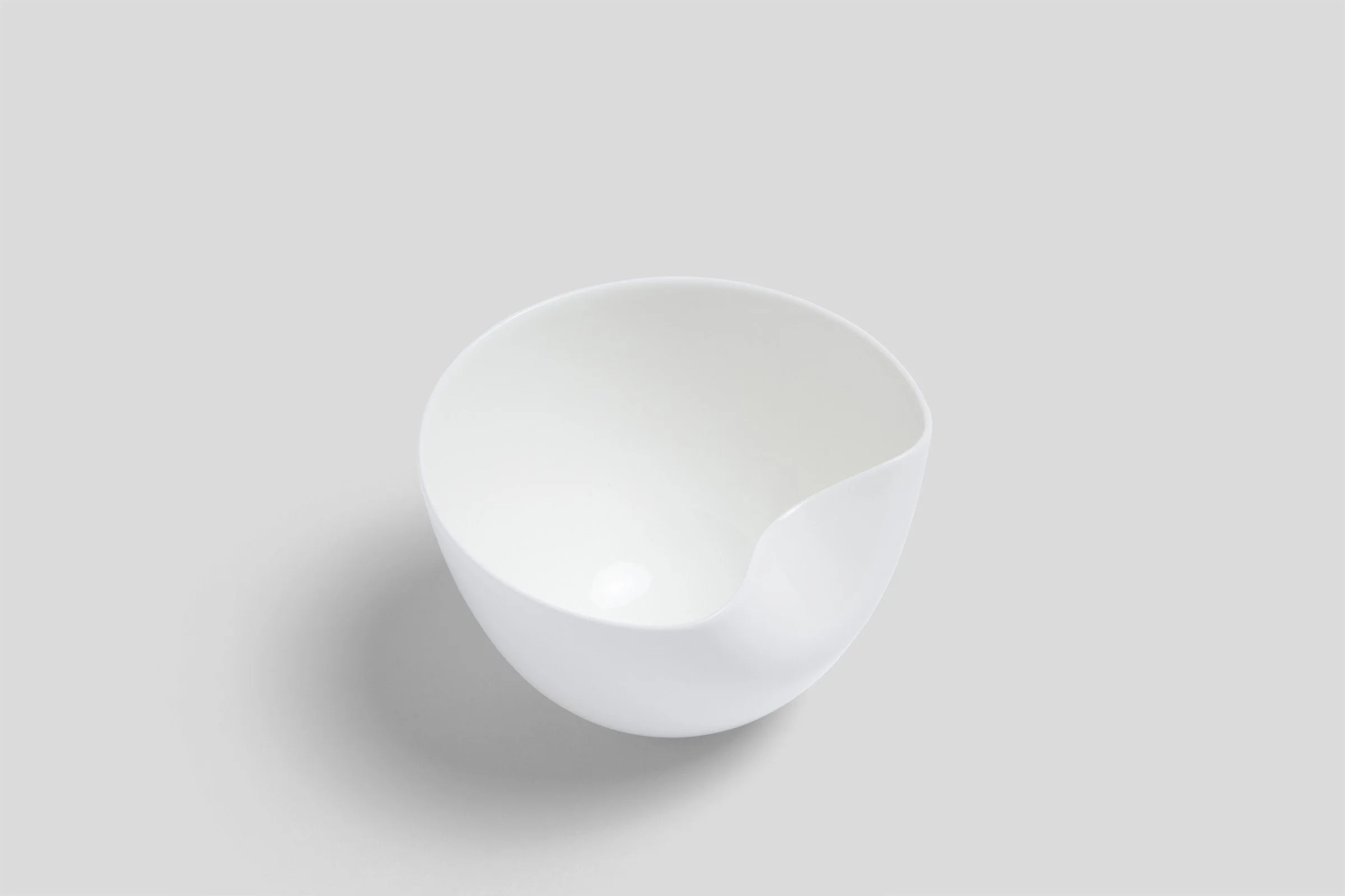 bodo_sperlein_white_sculptural_small_bowl_dent_1.jpg