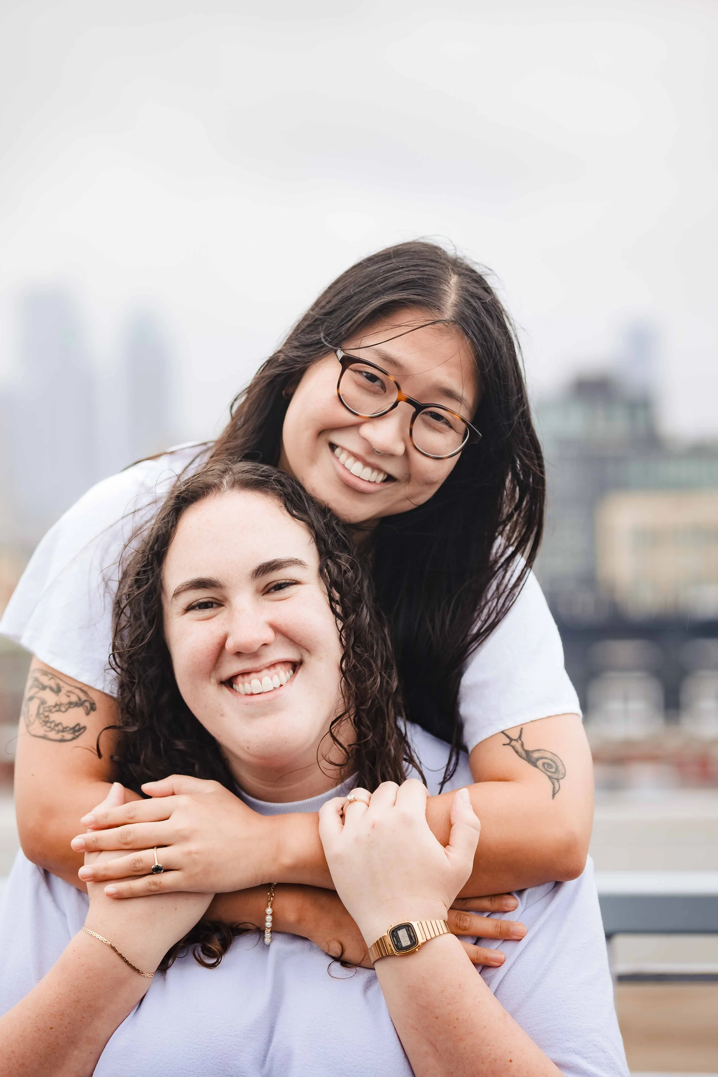 philadelphia-portrait-photographer-couple-embracing-4001.jpg