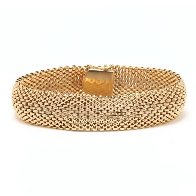 gold mesh bracelet.jpg
