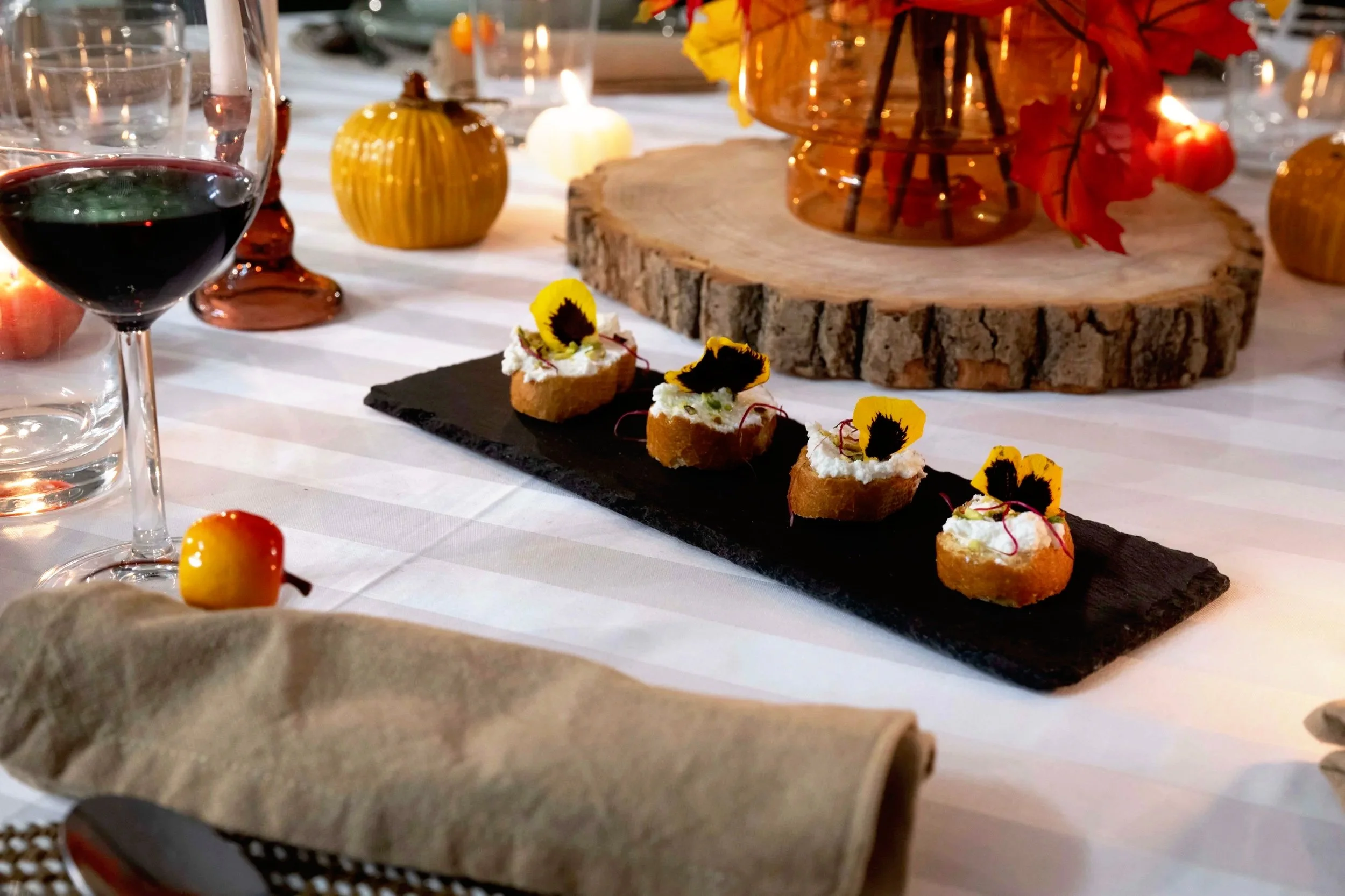 Cocktail dinatoire italien en Brabant Wallon – mini bouchées, charcuteries et antipasti.