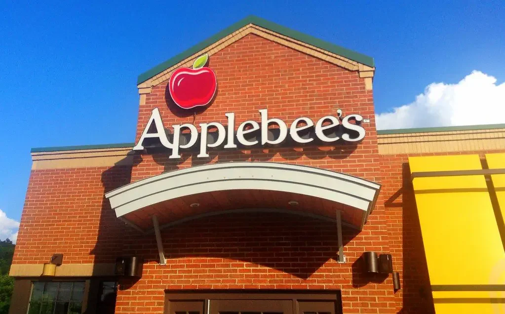 Applebee’s Faces a Casual-Dining Identity Crisis