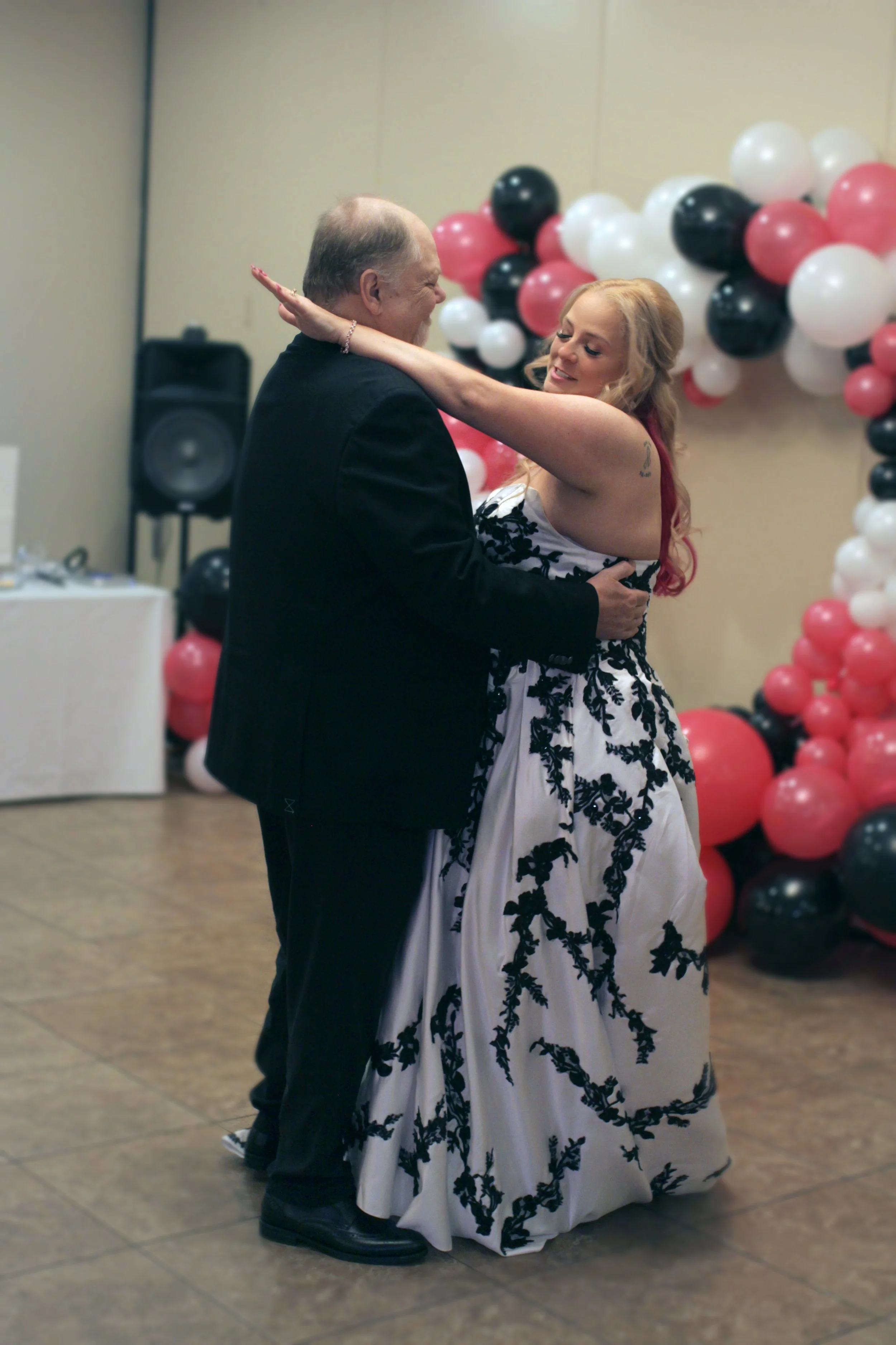 daddy daughter dance 2.jpg