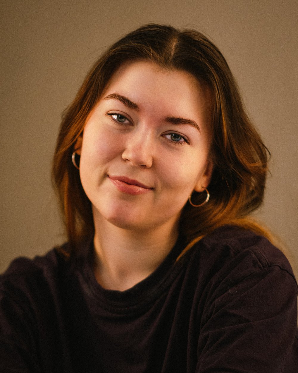 Headshot 19