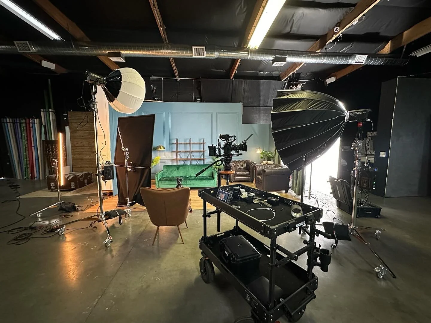 Las Vegas commercial production set, lighting, cameras, staging furniture in production studio