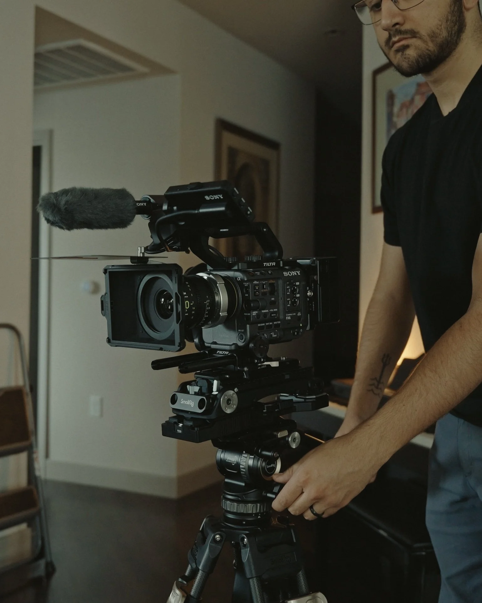 Cinematographer Kyle Cooper on set in Las Vegas video production