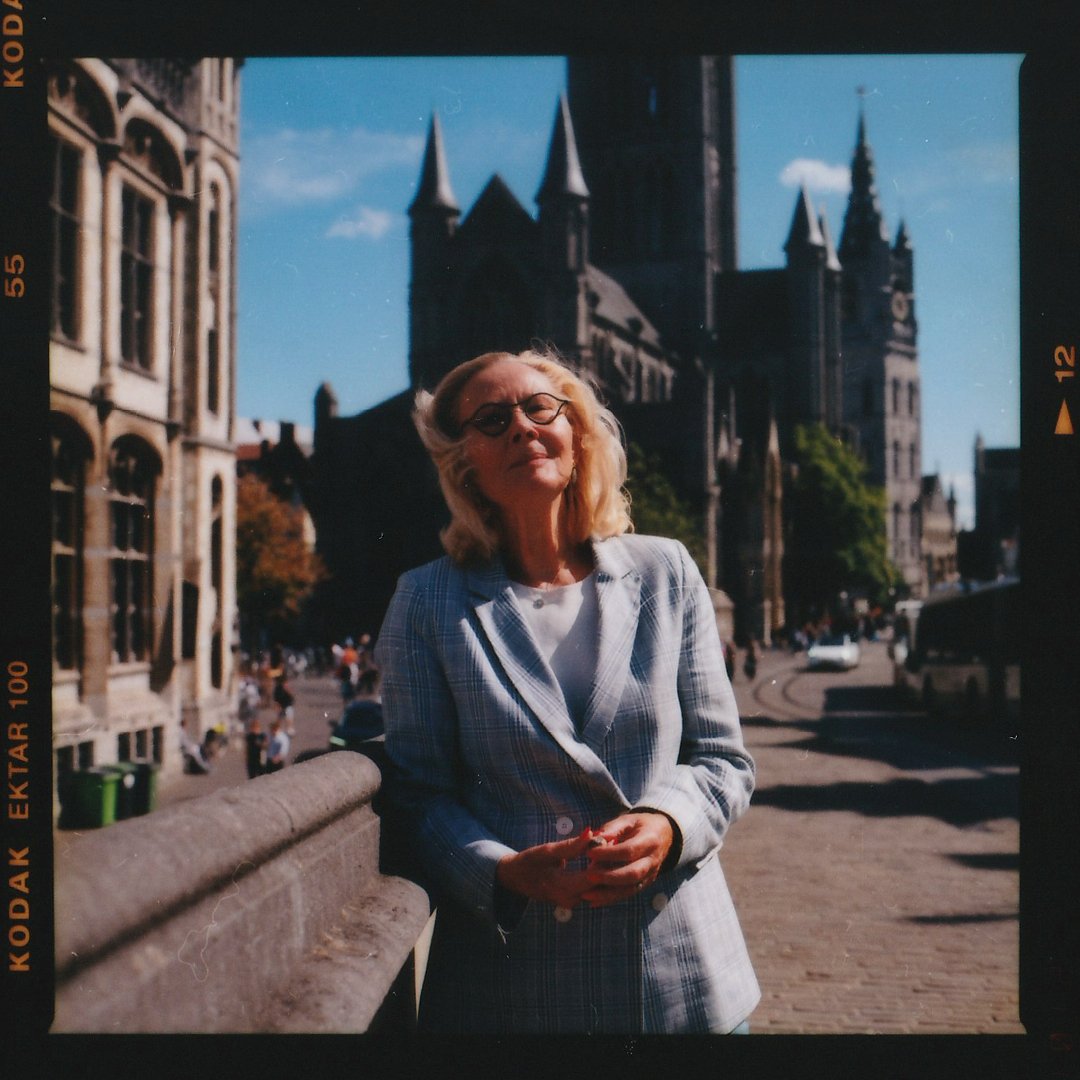 25_09_01_Claire_Tillekaerts_Contact Sheet.jpg