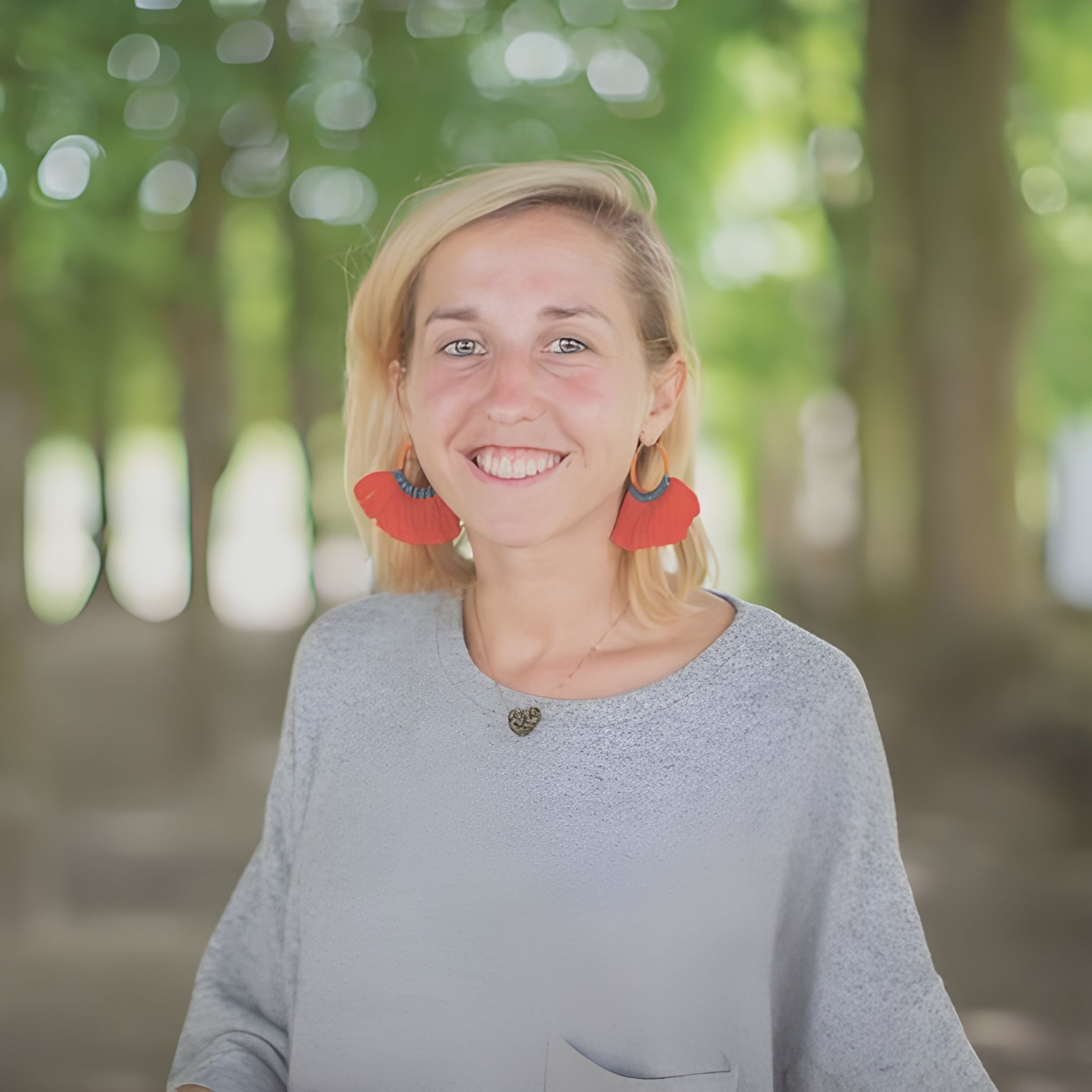Léa Klein: 98% Southeast Asians Want Meaning At Work, Western vs. SE Asia On Sustainability &amp; Economic Stability For Family - E414