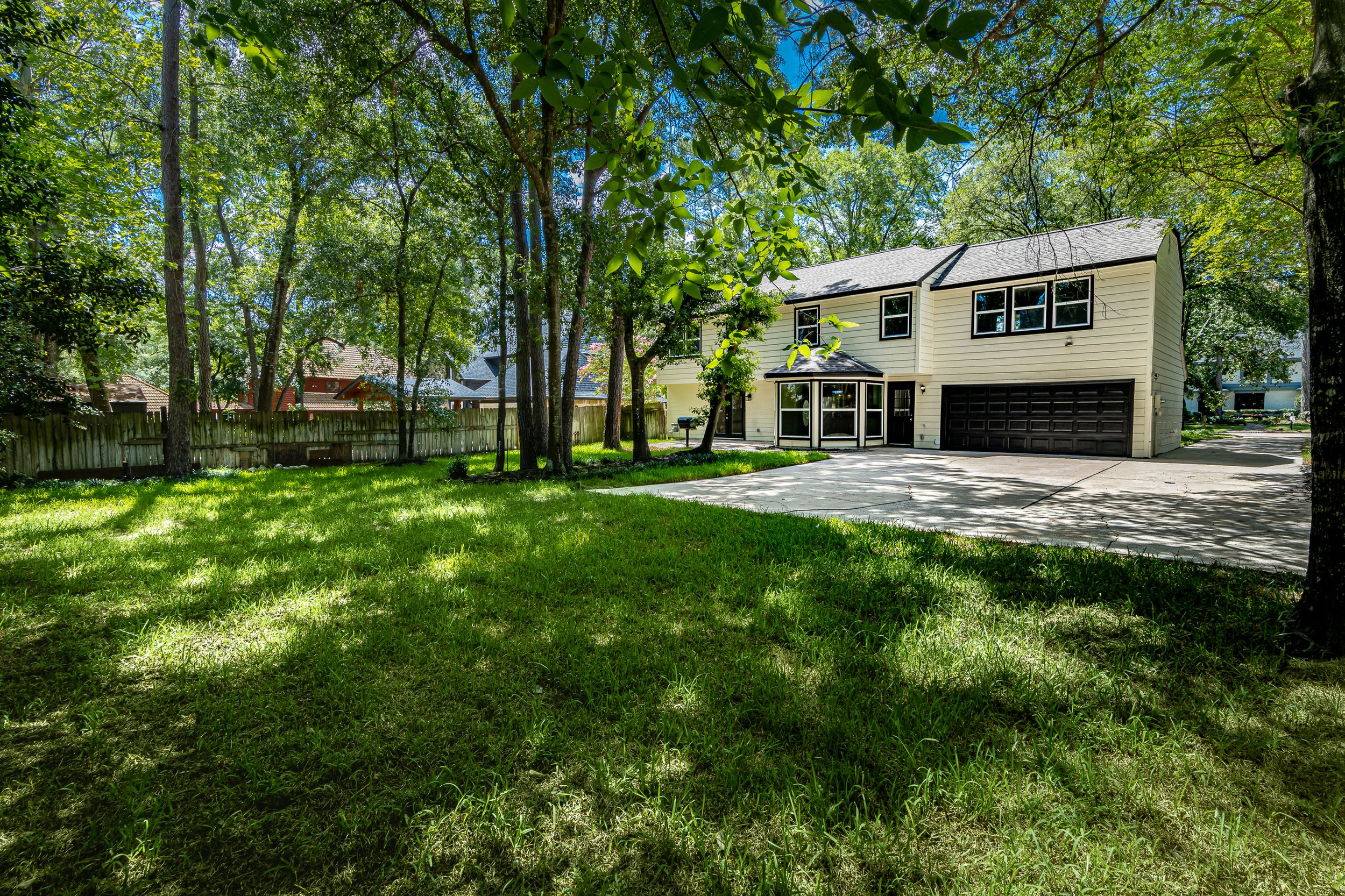 BACKYARD-6.jpg